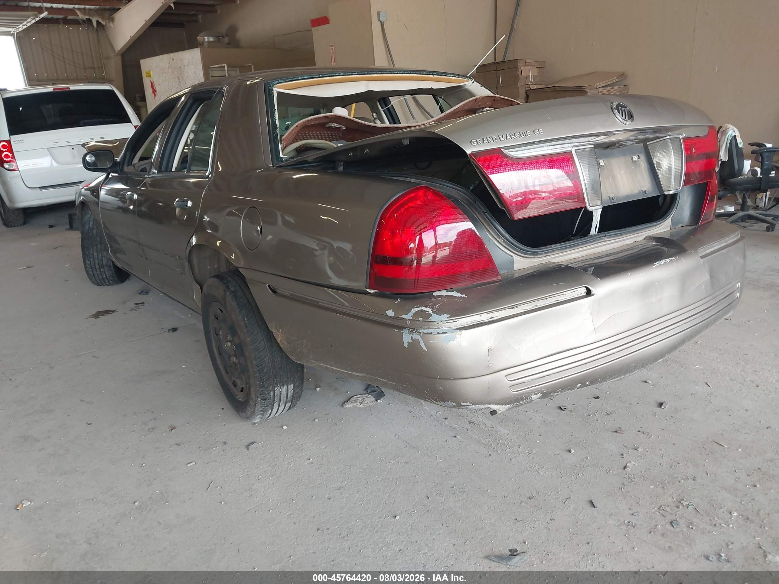 2005 Mercury Grand Marquis Gs Beige vin: 2MEFM74W45X673922