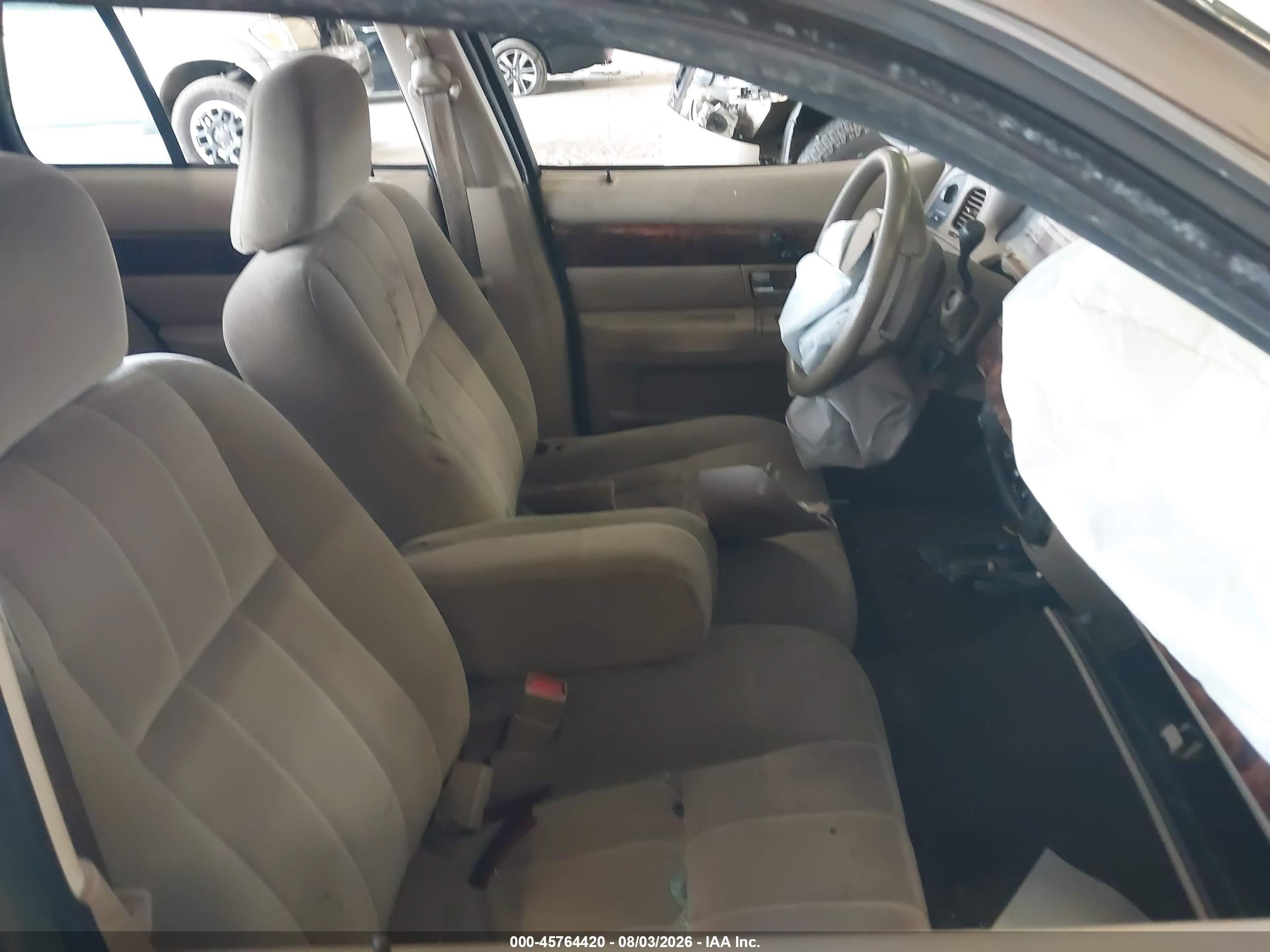 2005 Mercury Grand Marquis Gs Beige vin: 2MEFM74W45X673922