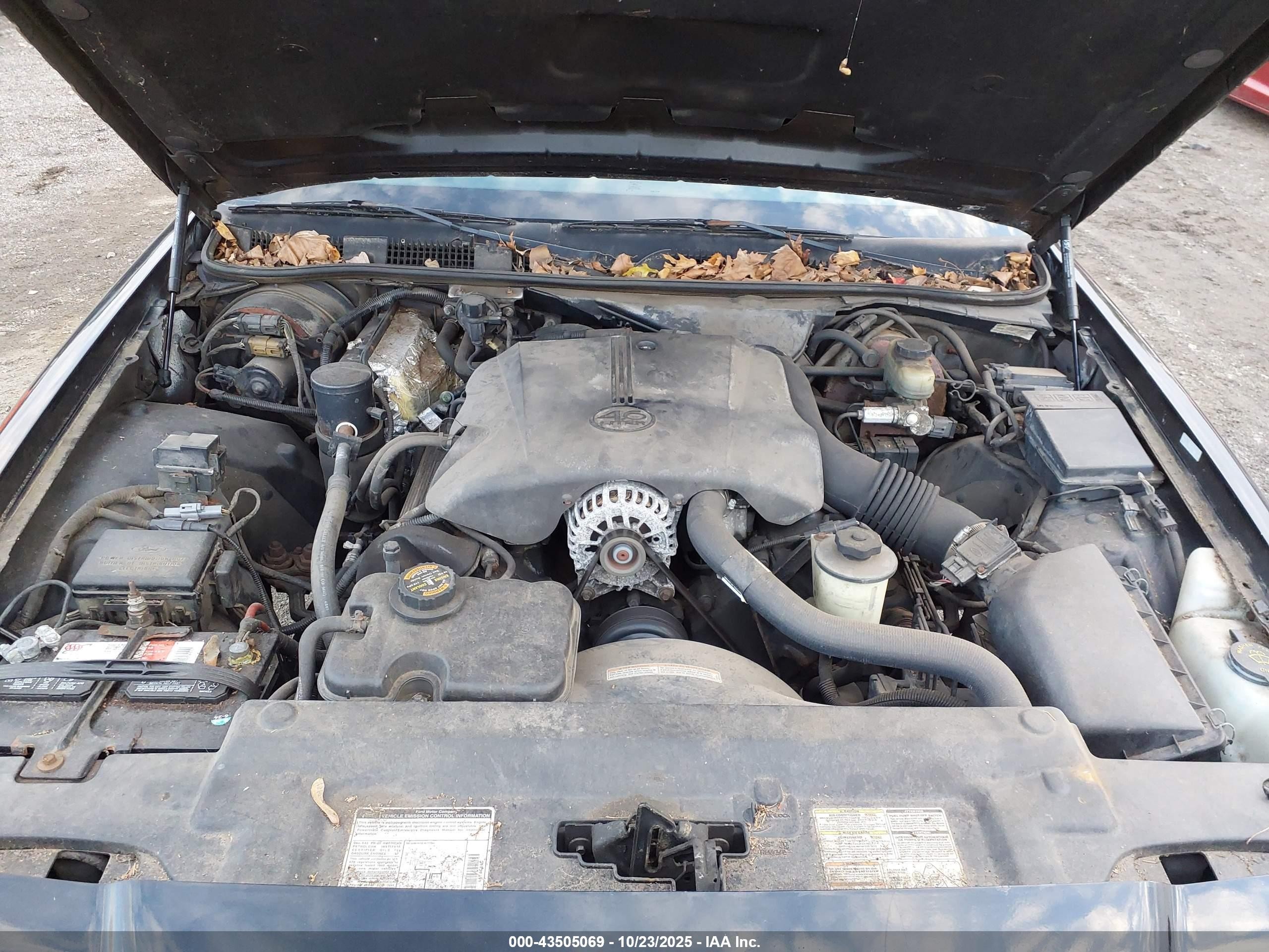 1998 Mercury Grand Marquis   Black vin: 2MEFM74W4WX640730