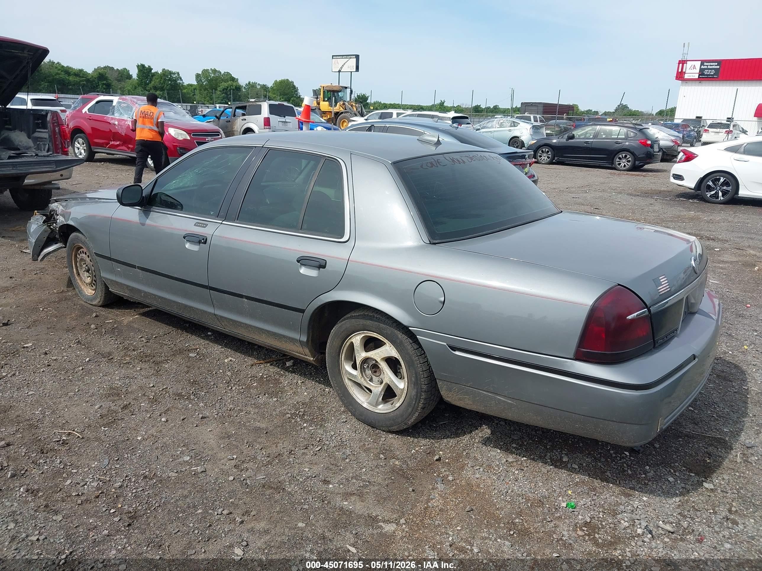 2000 Mercury Grand Marquis Gs Gray vin: 2MEFM74W4YX635529