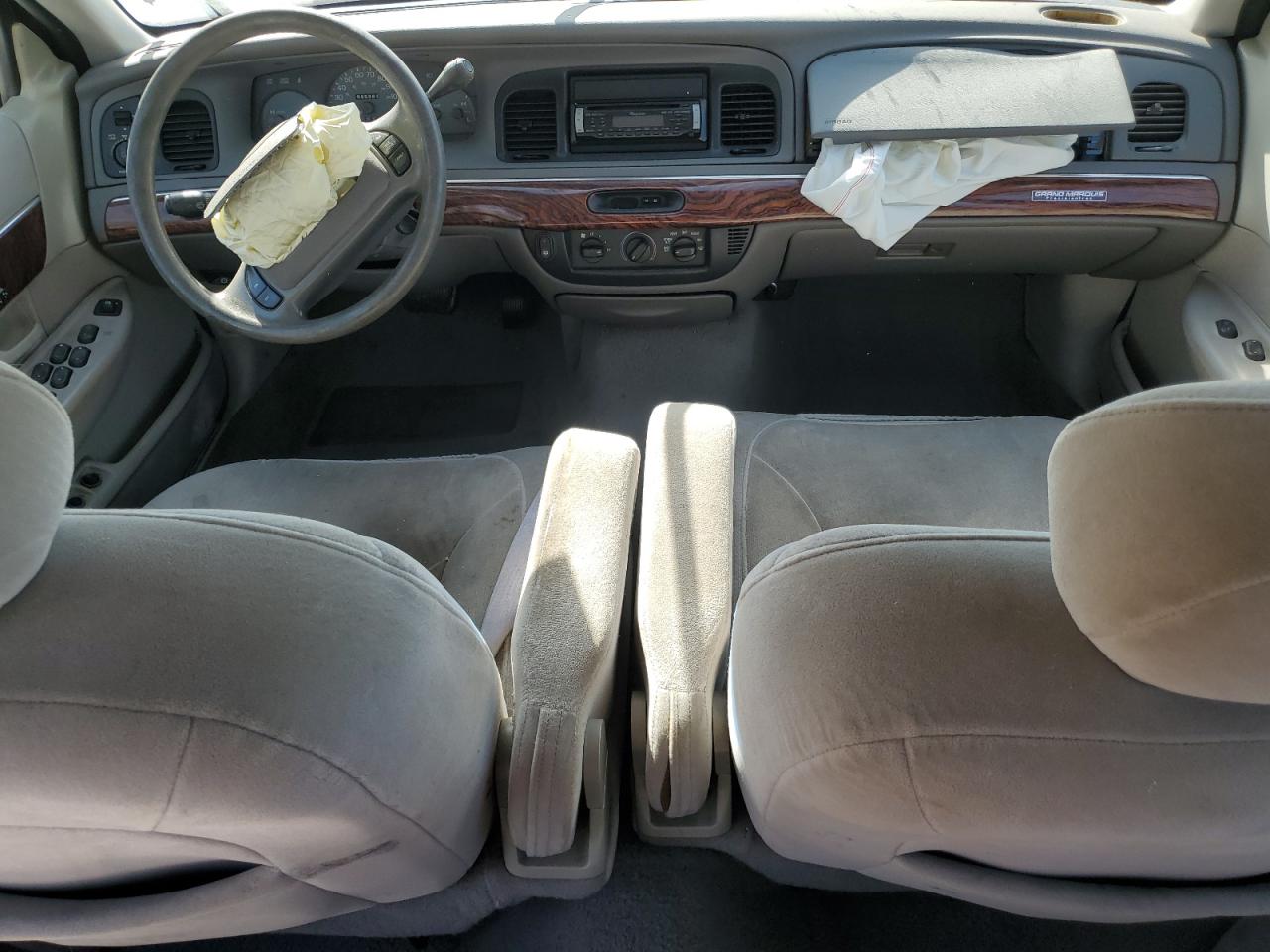 2002 Mercury Grand Marquis Gs Черный vin: 2MEFM74W52X665758