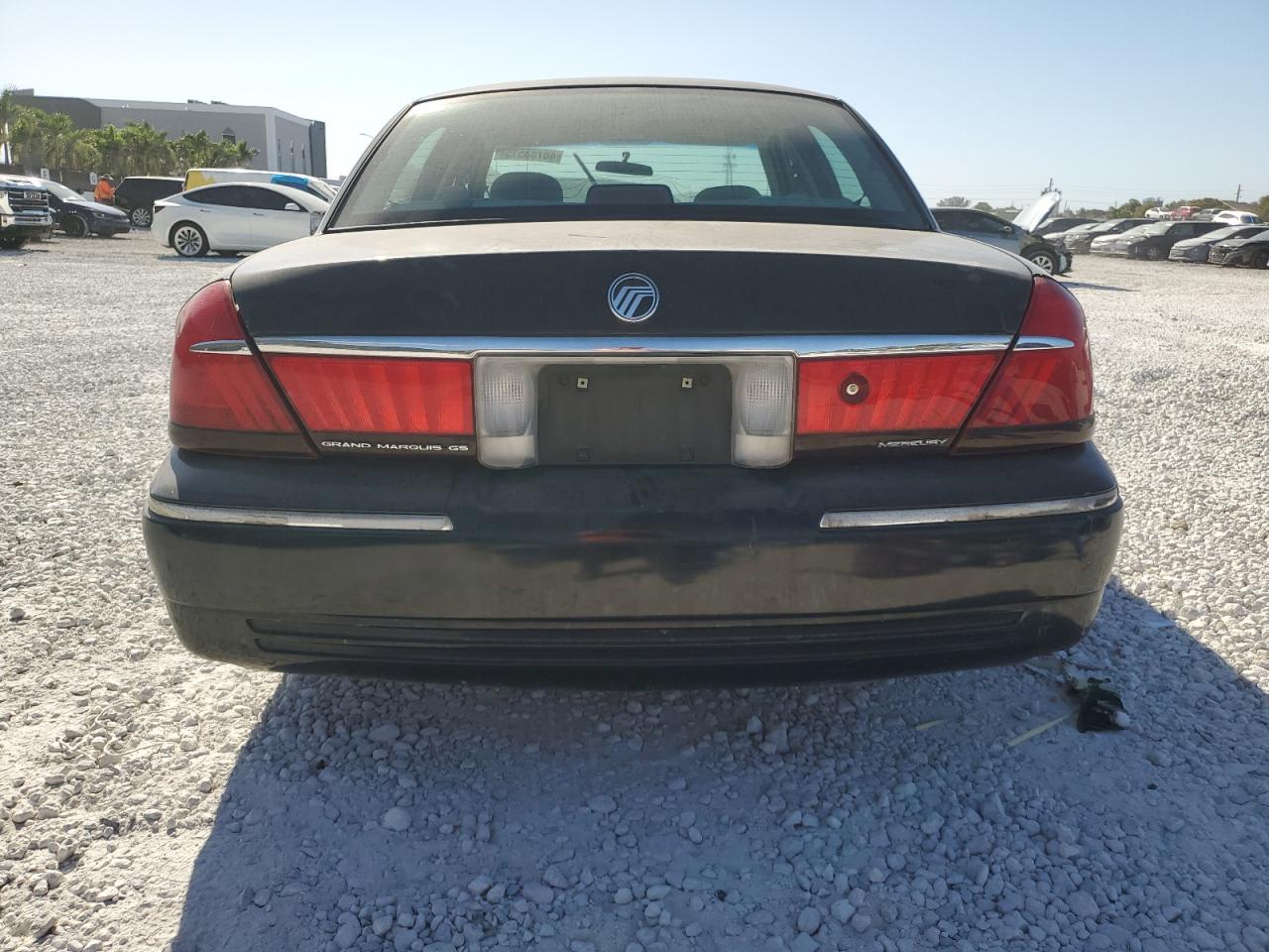 2002 Mercury Grand Marquis Gs Черный vin: 2MEFM74W52X665758