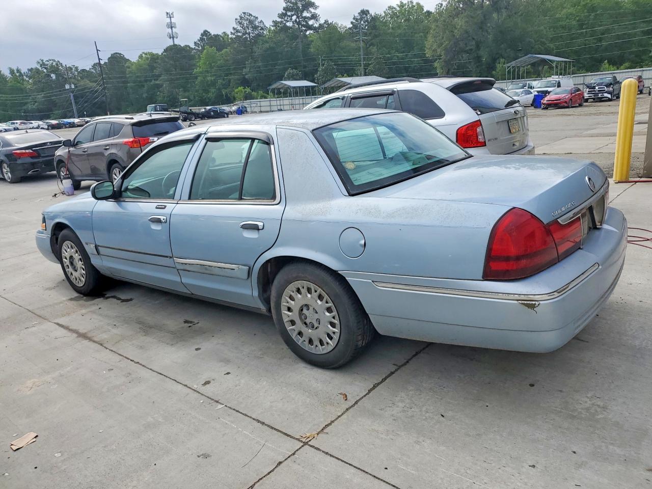 2004 Mercury Grand Marquis Gs Blue vin: 2MEFM74W54X616921