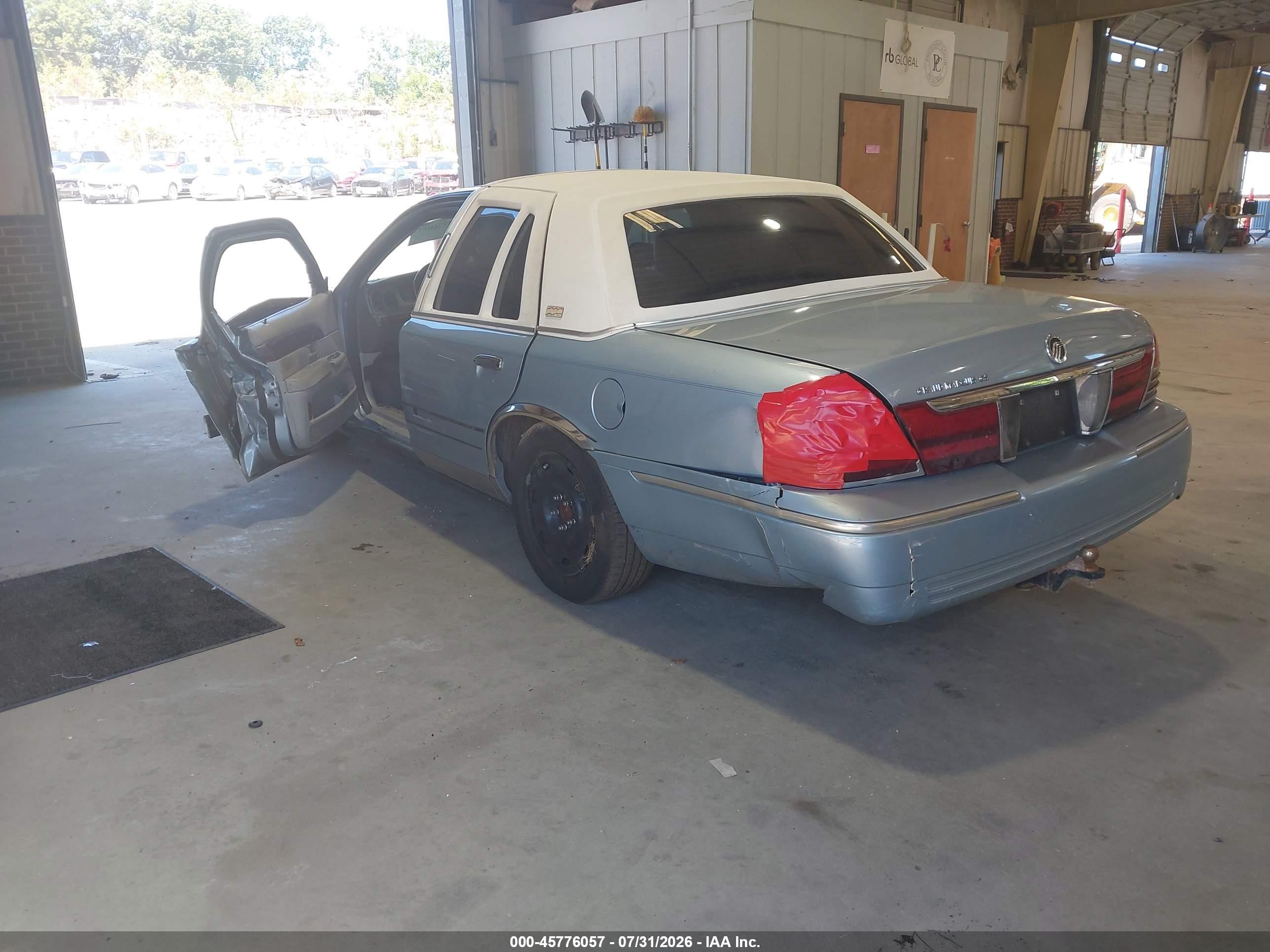 2004 Mercury Grand Marquis Gs Blue vin: 2MEFM74W54X642144