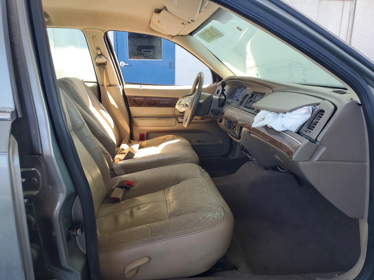 2004 Mercury Grand Marquis Gs Gold vin: 2MEFM74W54X646842