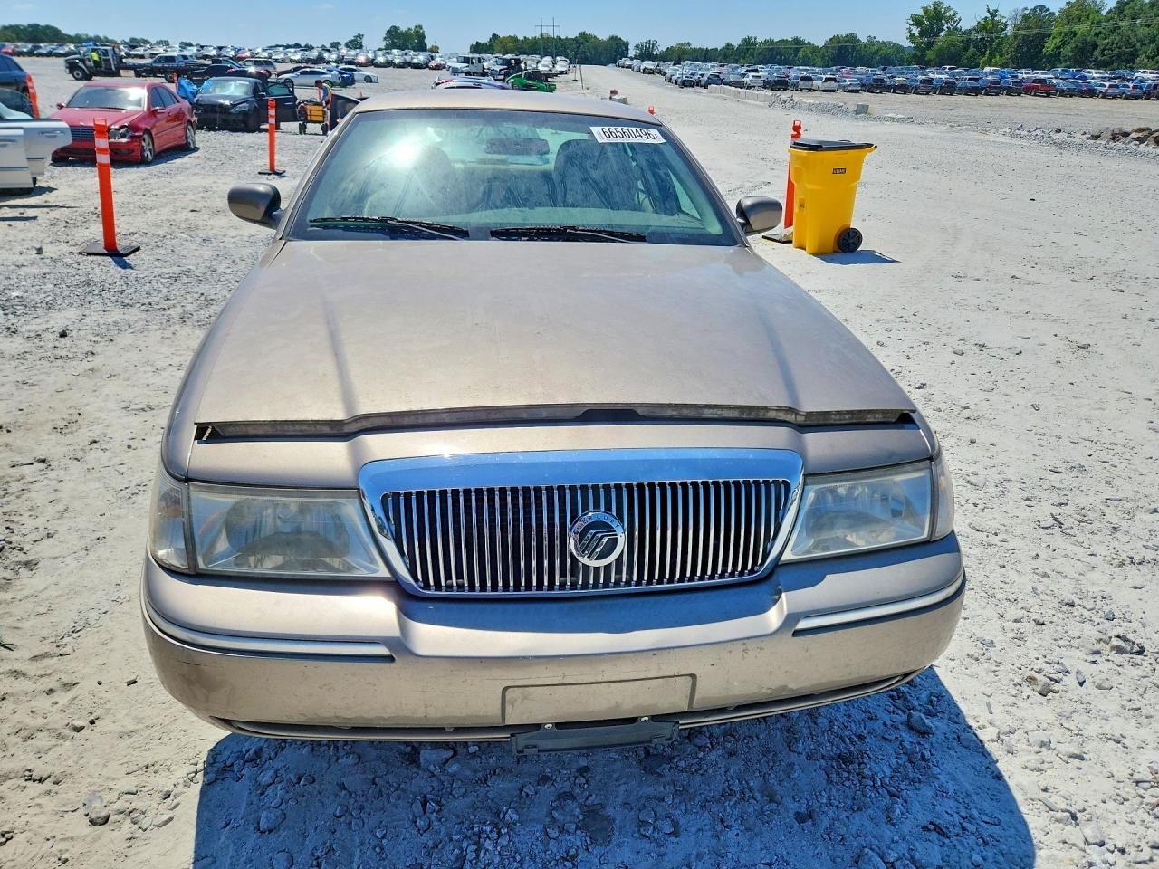 2004 Mercury Grand Marquis Gs Tan vin: 2MEFM74W54X654956