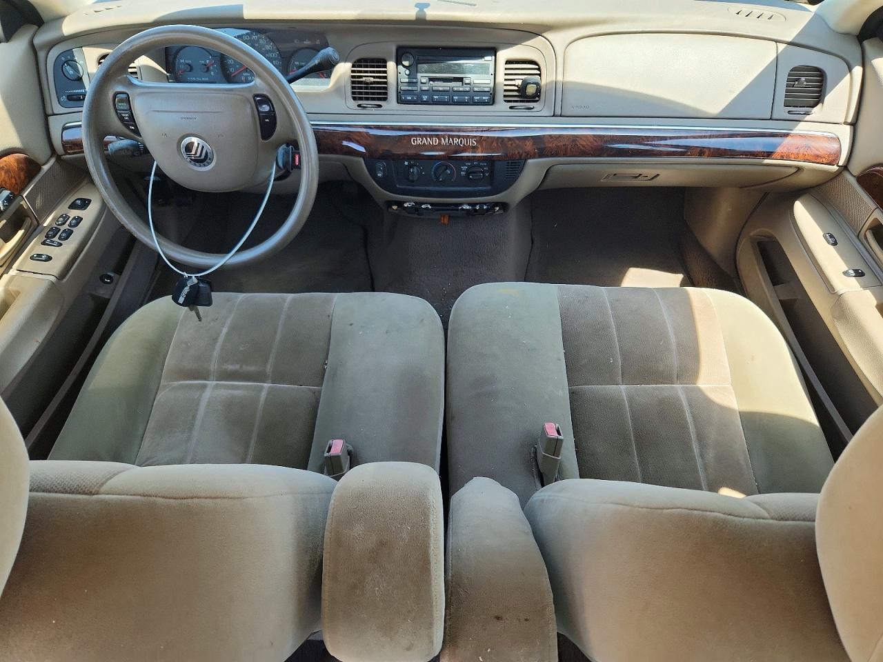 2004 Mercury Grand Marquis Gs Tan vin: 2MEFM74W54X654956
