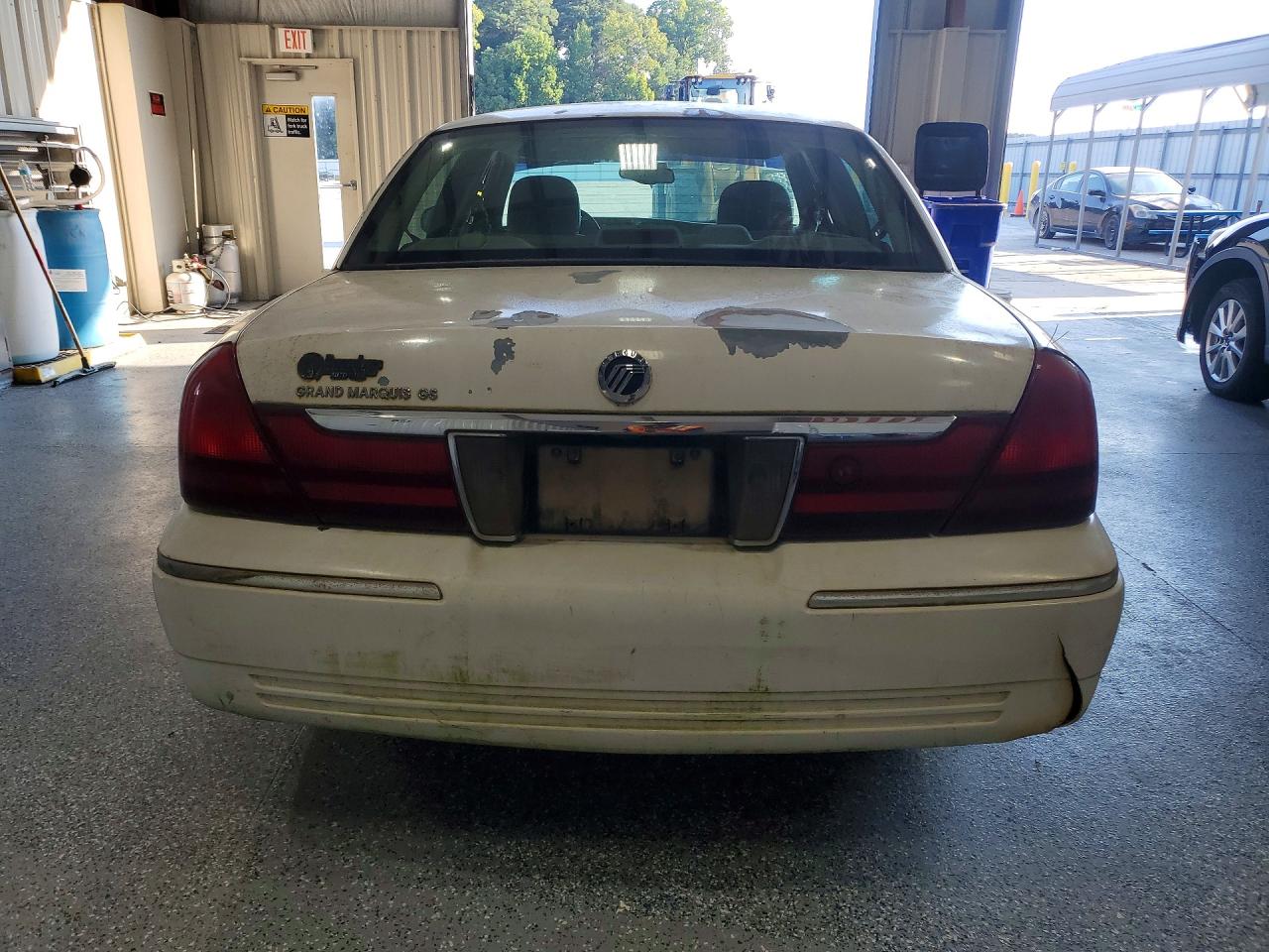 2004 Mercury Grand Marquis Gs White vin: 2MEFM74W54X664094