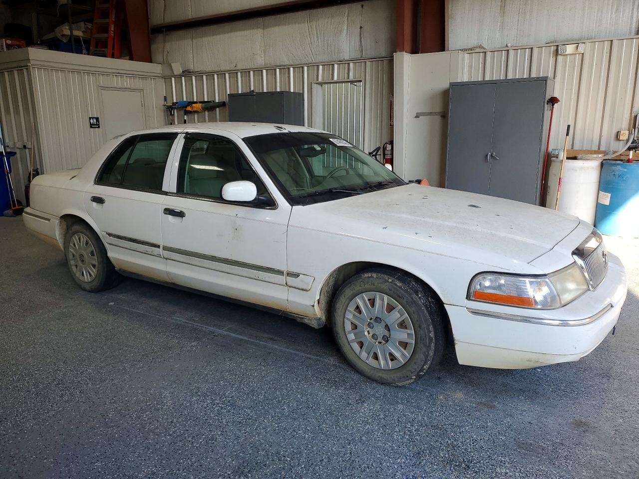 2004 Mercury Grand Marquis Gs White vin: 2MEFM74W54X664094
