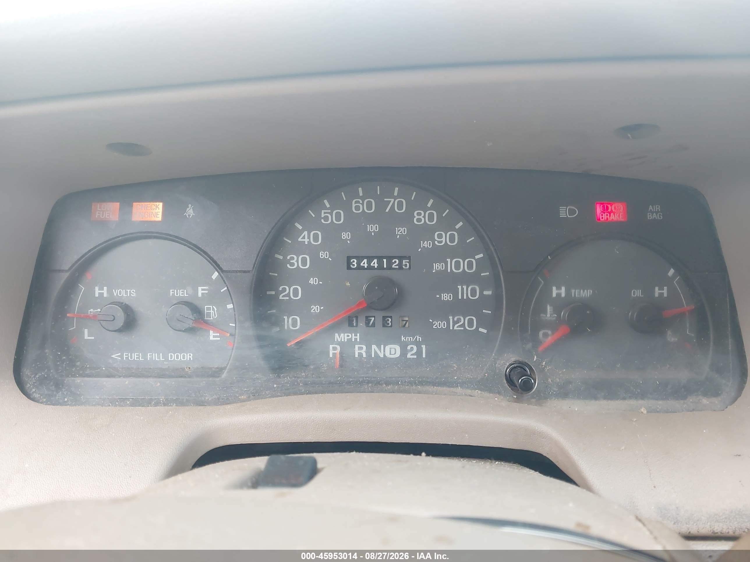 2005 Mercury Grand Marquis Gs Black vin: 2MEFM74W55X606651