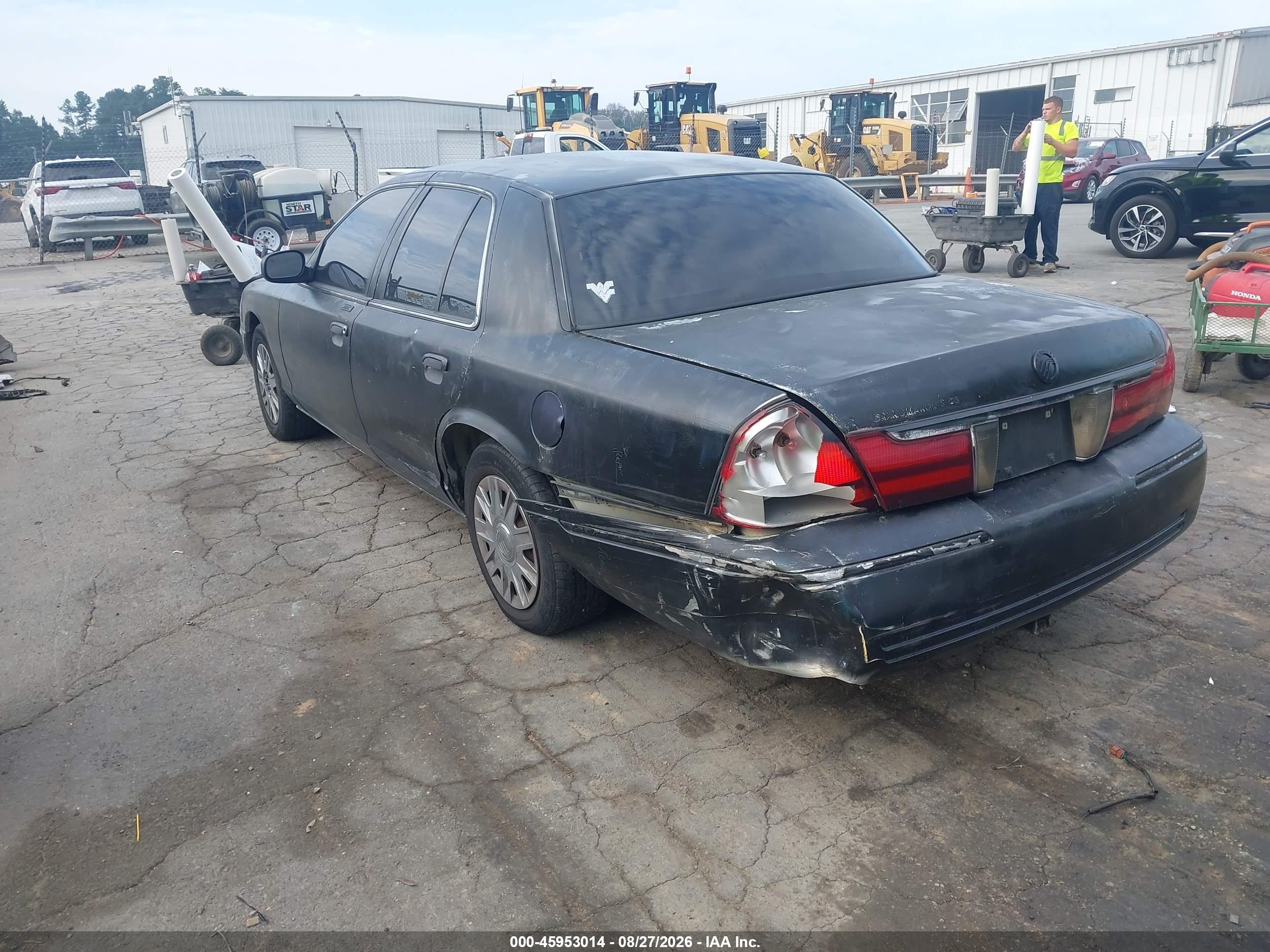 2005 Mercury Grand Marquis Gs Black vin: 2MEFM74W55X606651