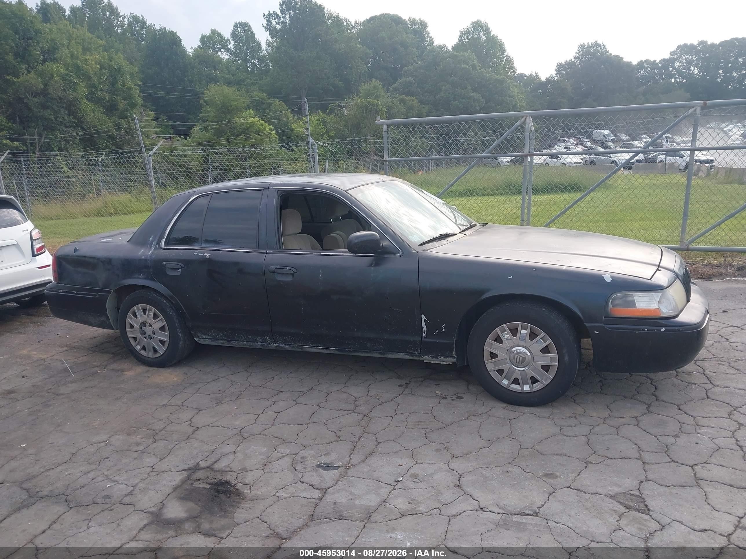 2005 Mercury Grand Marquis Gs Black vin: 2MEFM74W55X606651