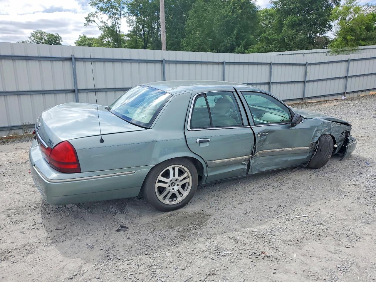 2005 Mercury Grand Marquis Gs Зеленый vin: 2MEFM74W55X614734