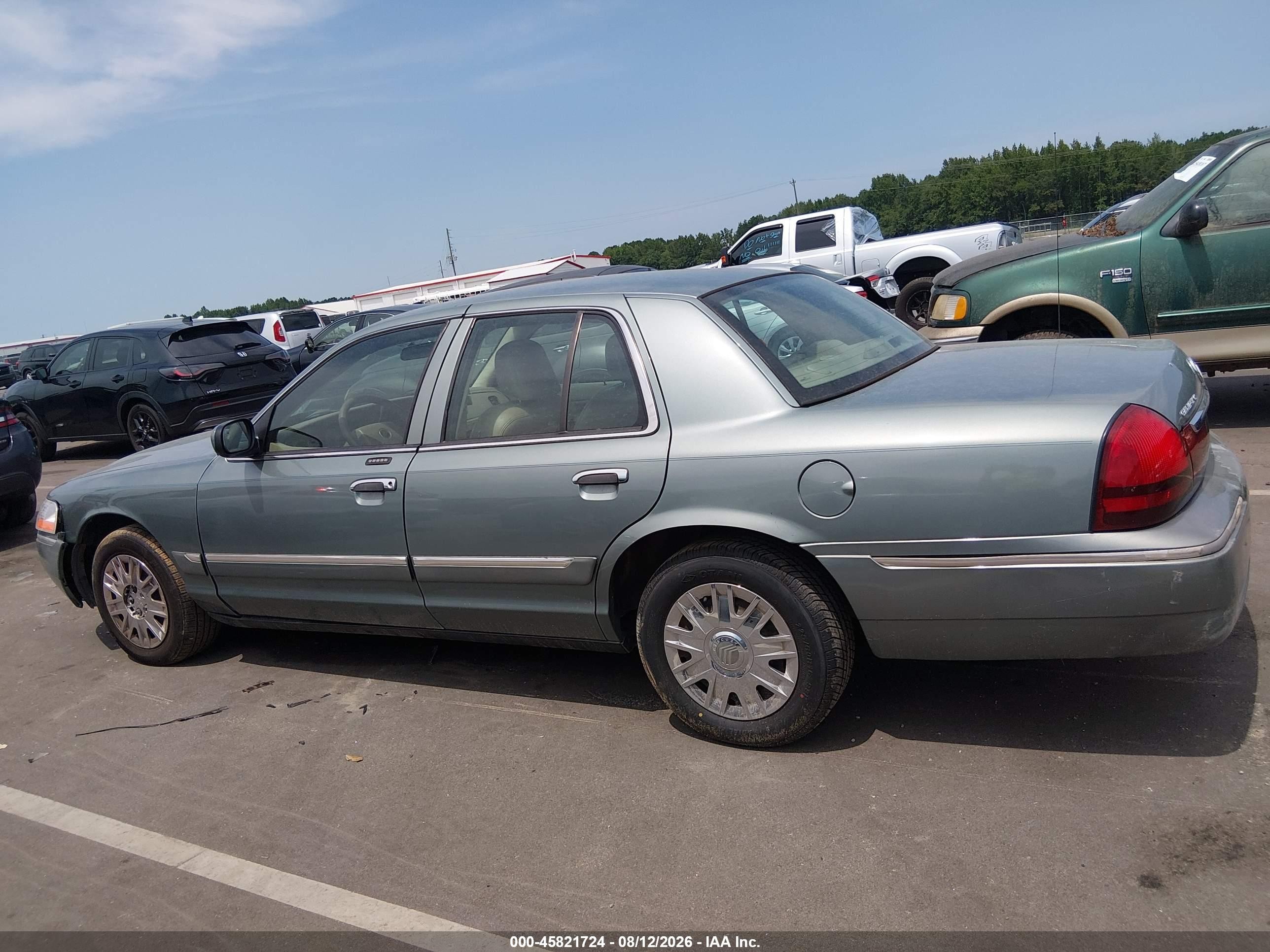 2005 Mercury Grand Marquis Gs Green vin: 2MEFM74W55X671354
