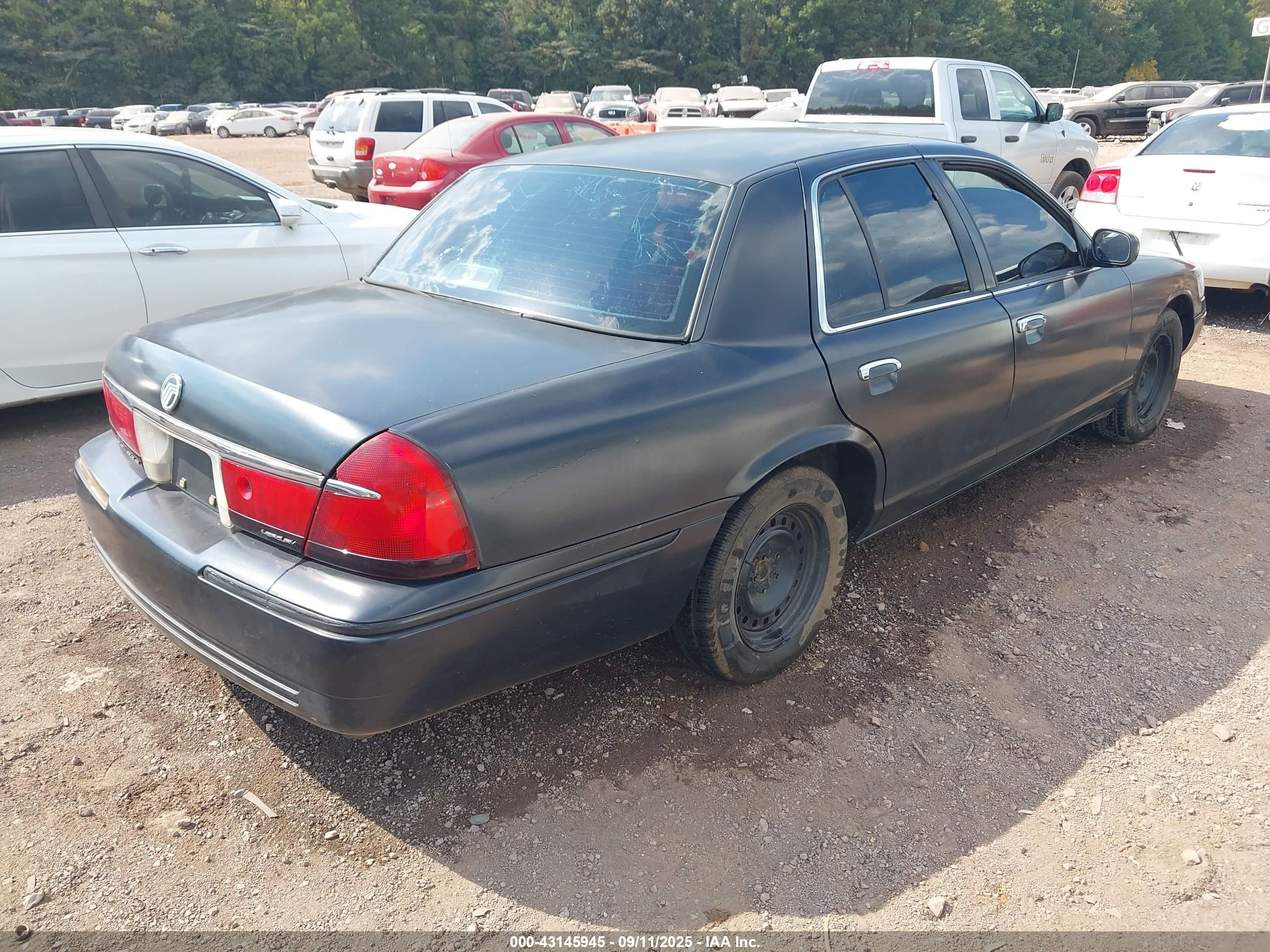 1998 Mercury Grand Marquis   Черный vin: 2MEFM74W5WX607915