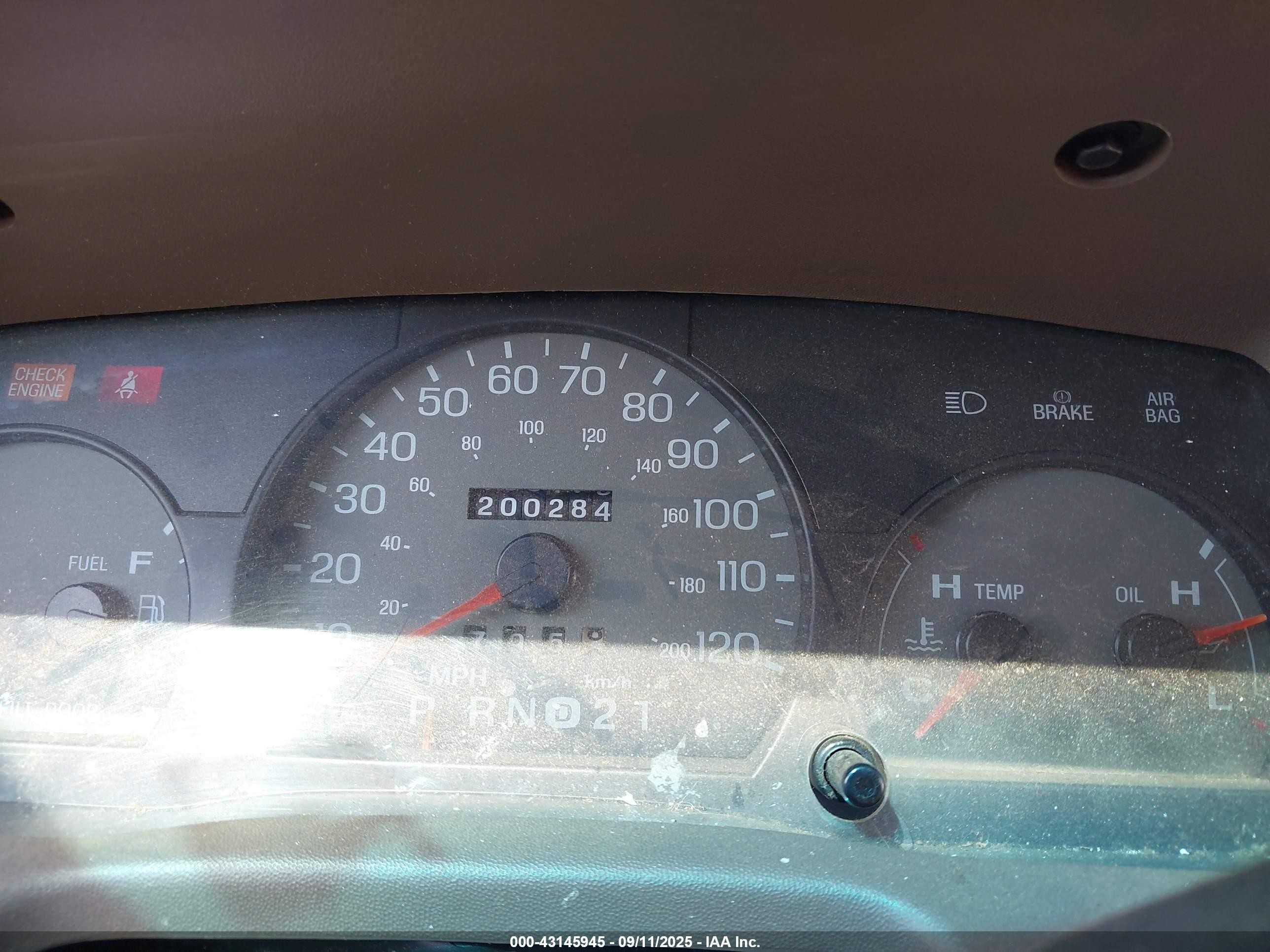 1998 Mercury Grand Marquis   Черный vin: 2MEFM74W5WX607915