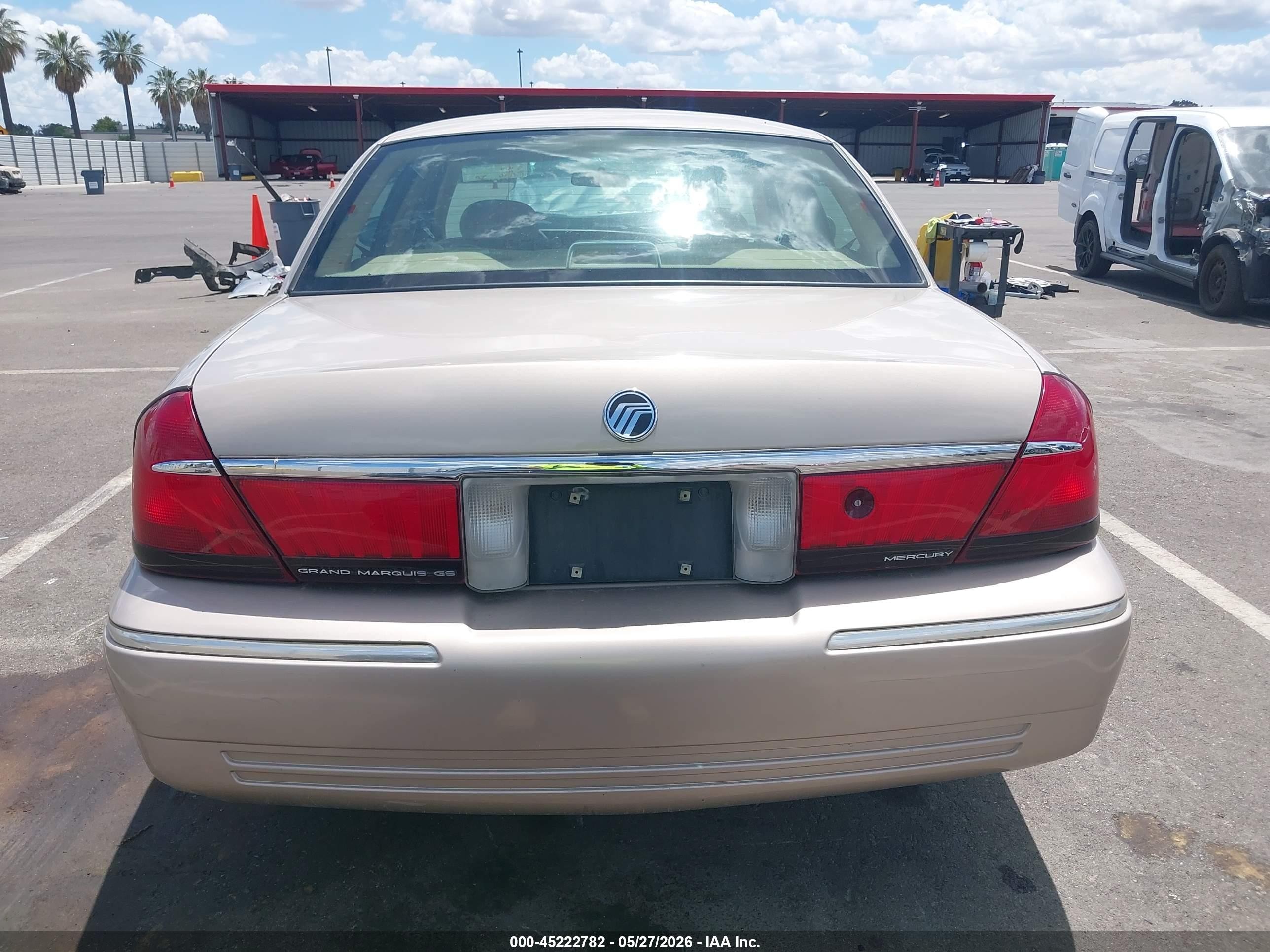 1998 Mercury Grand Marquis   Tan vin: 2MEFM74W5WX646522