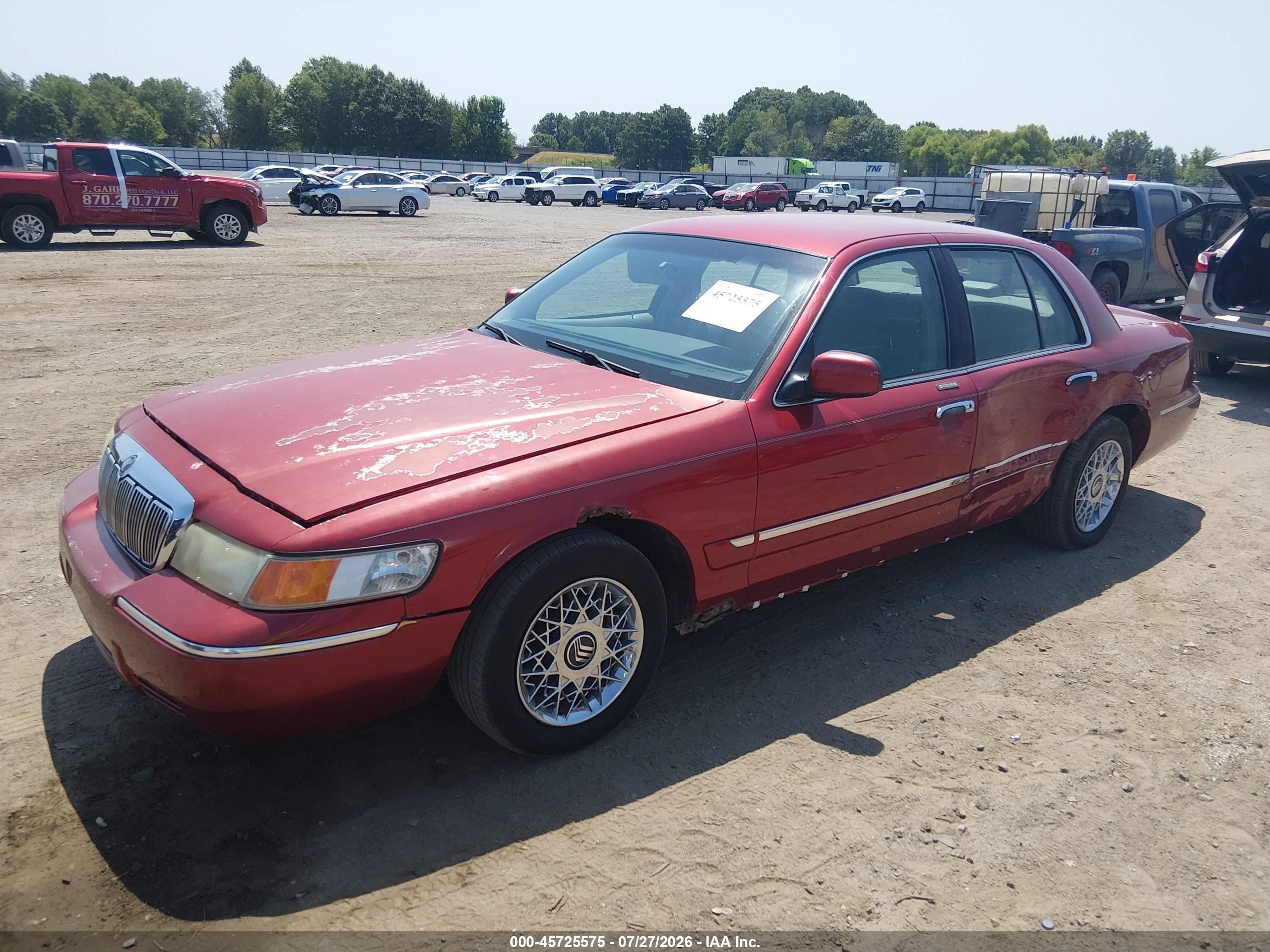 1998 Mercury Grand Marquis   Красный vin: 2MEFM74W5WX685918