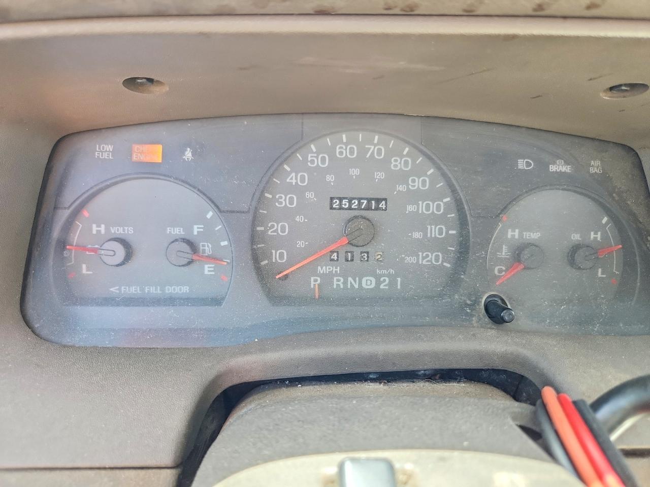 2000 Mercury Grand Marquis Gs Tan vin: 2MEFM74W5YX616939