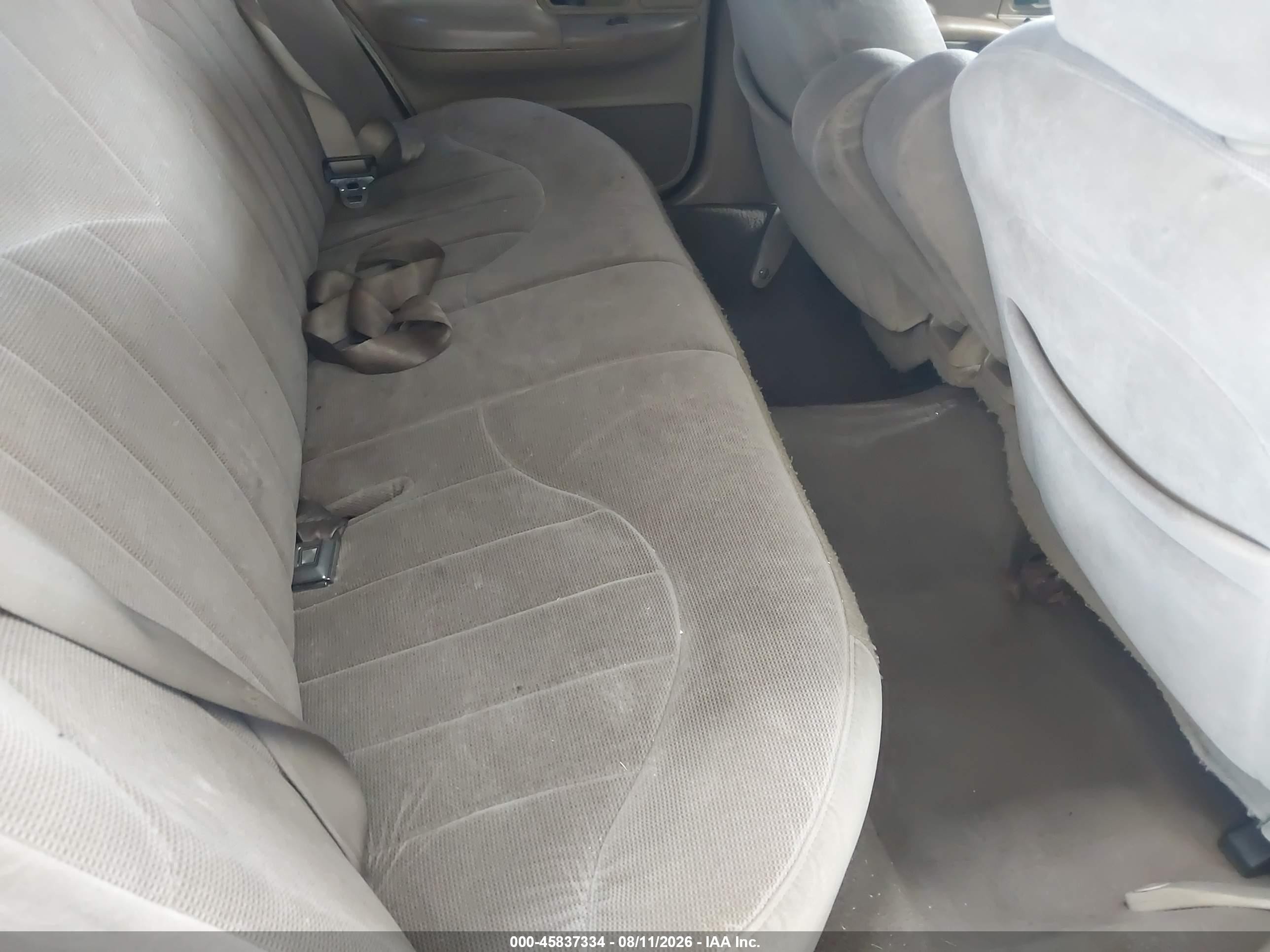 2000 Mercury Grand Marquis Gs Beige vin: 2MEFM74W5YX644966