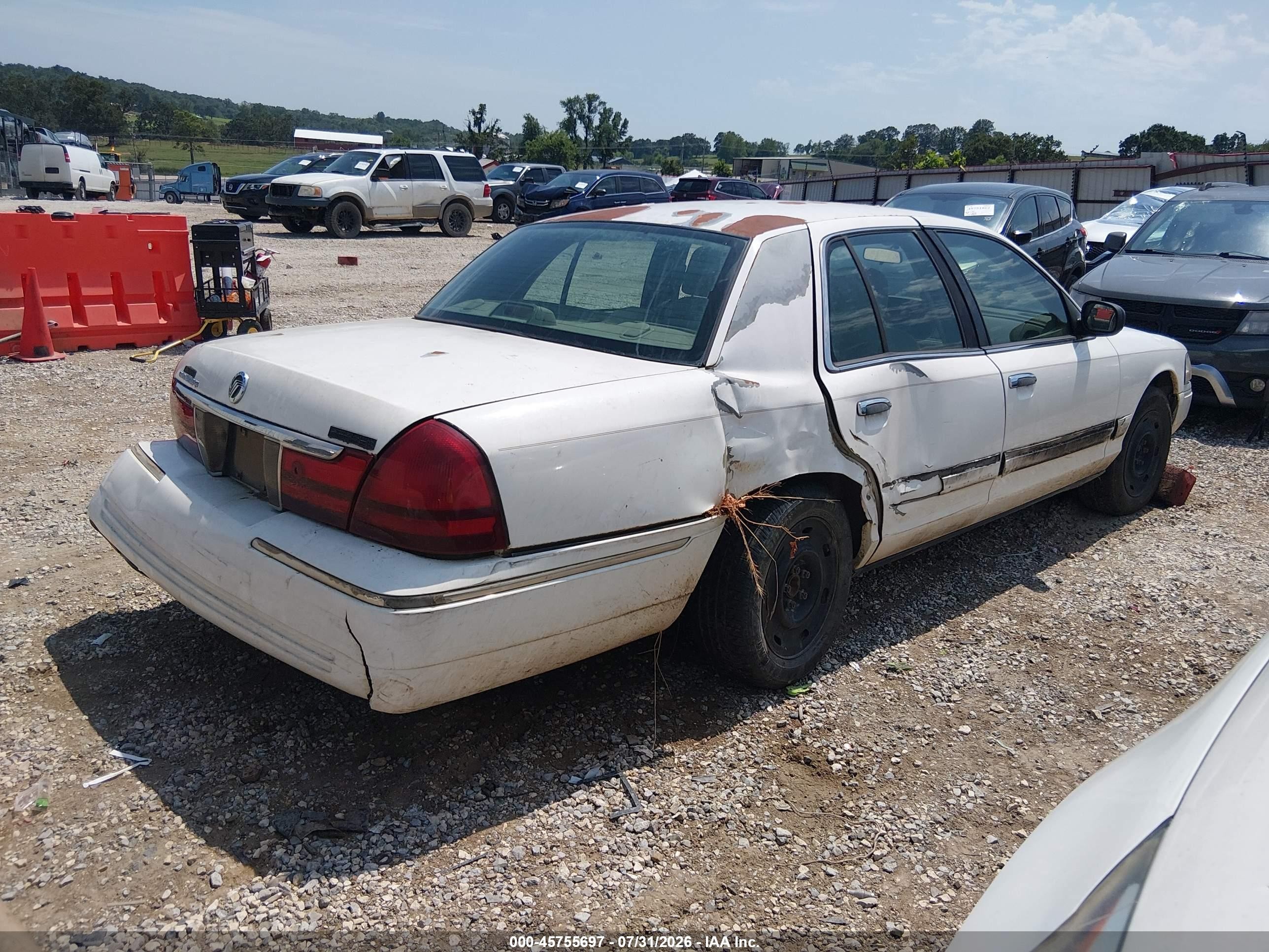 2003 Mercury Grand Marquis Gs White vin: 2MEFM74W63X629420