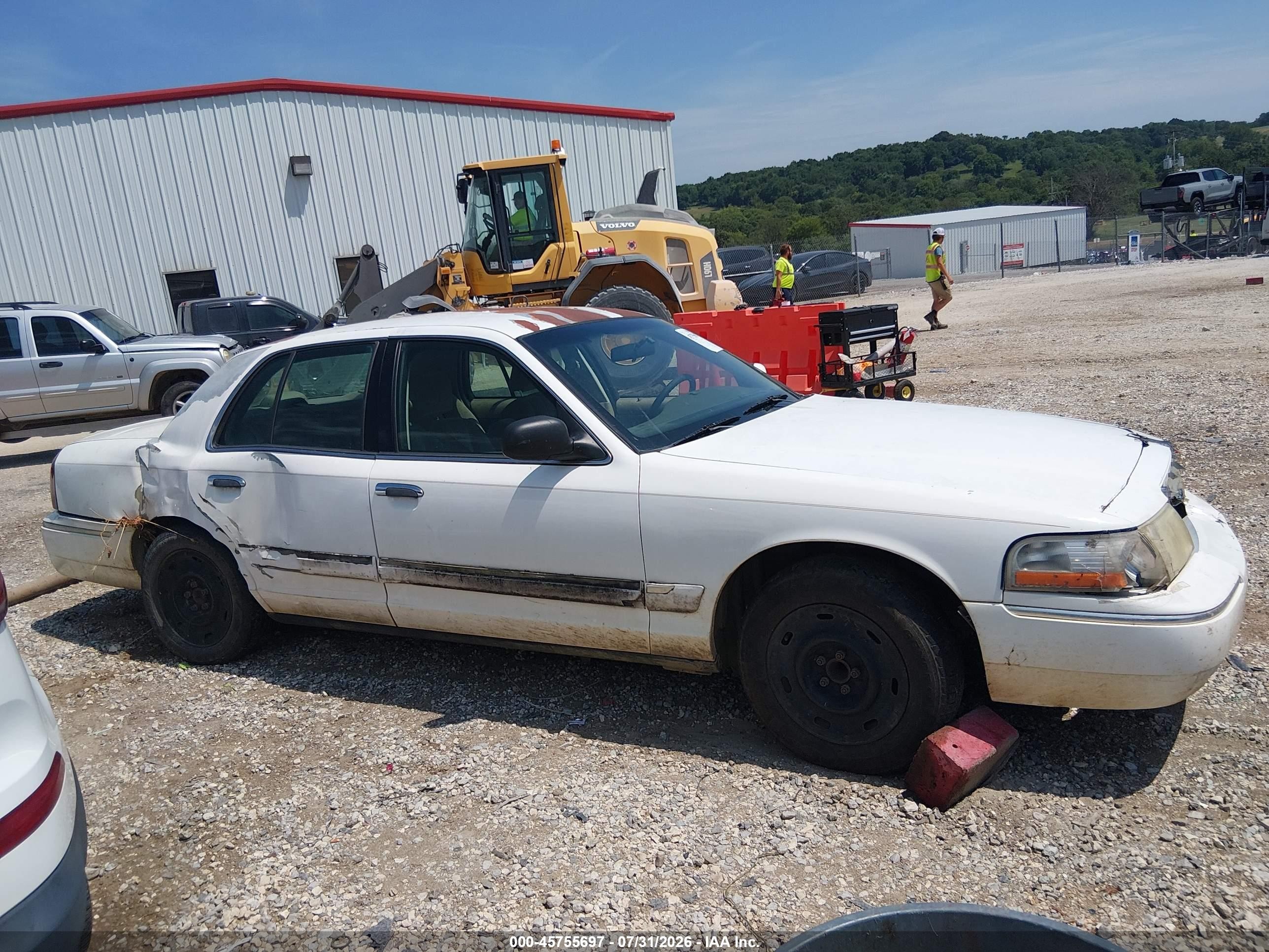 2003 Mercury Grand Marquis Gs White vin: 2MEFM74W63X629420