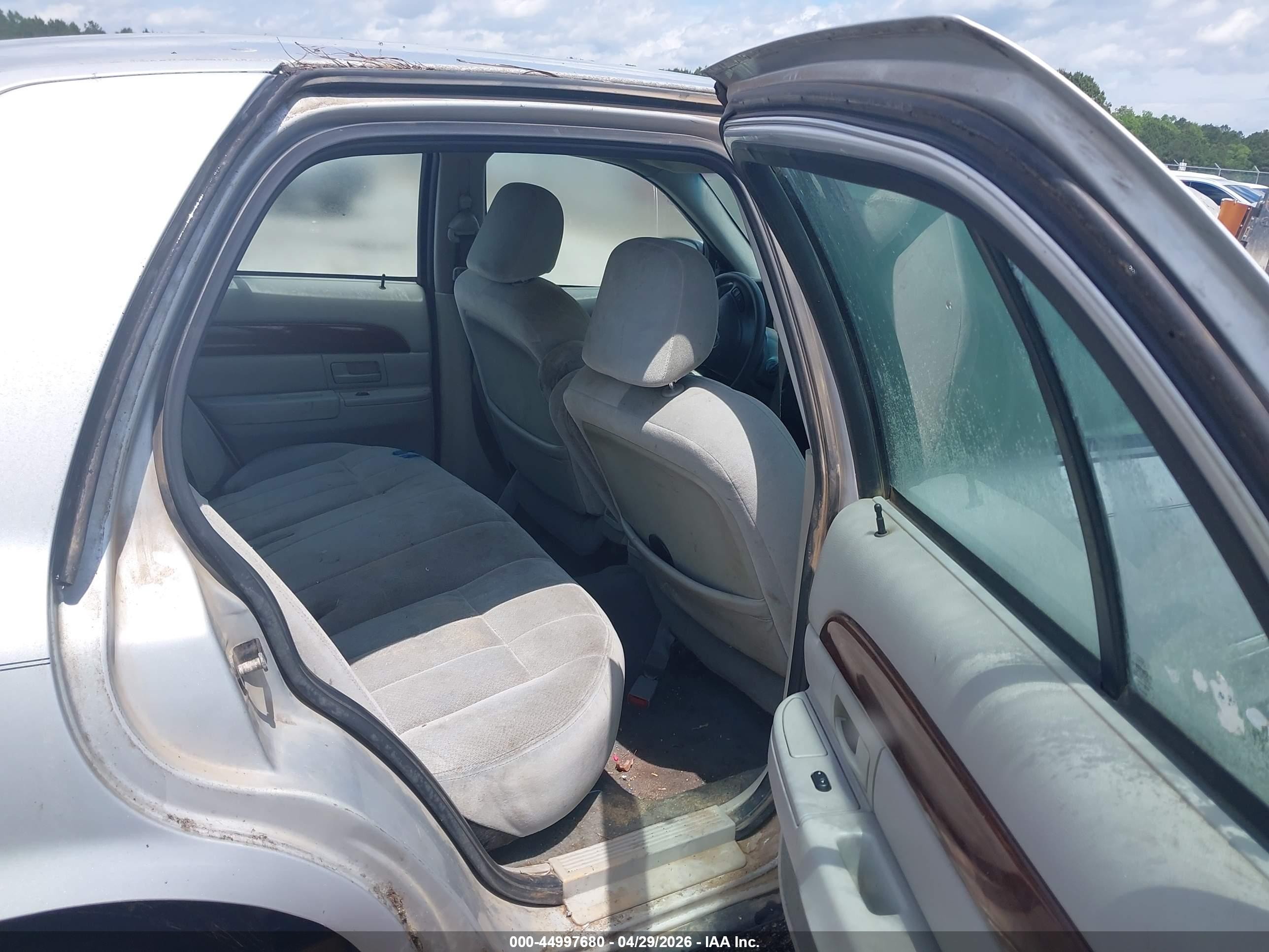 2003 Mercury Grand Marquis Gs Gray vin: 2MEFM74W63X650414
