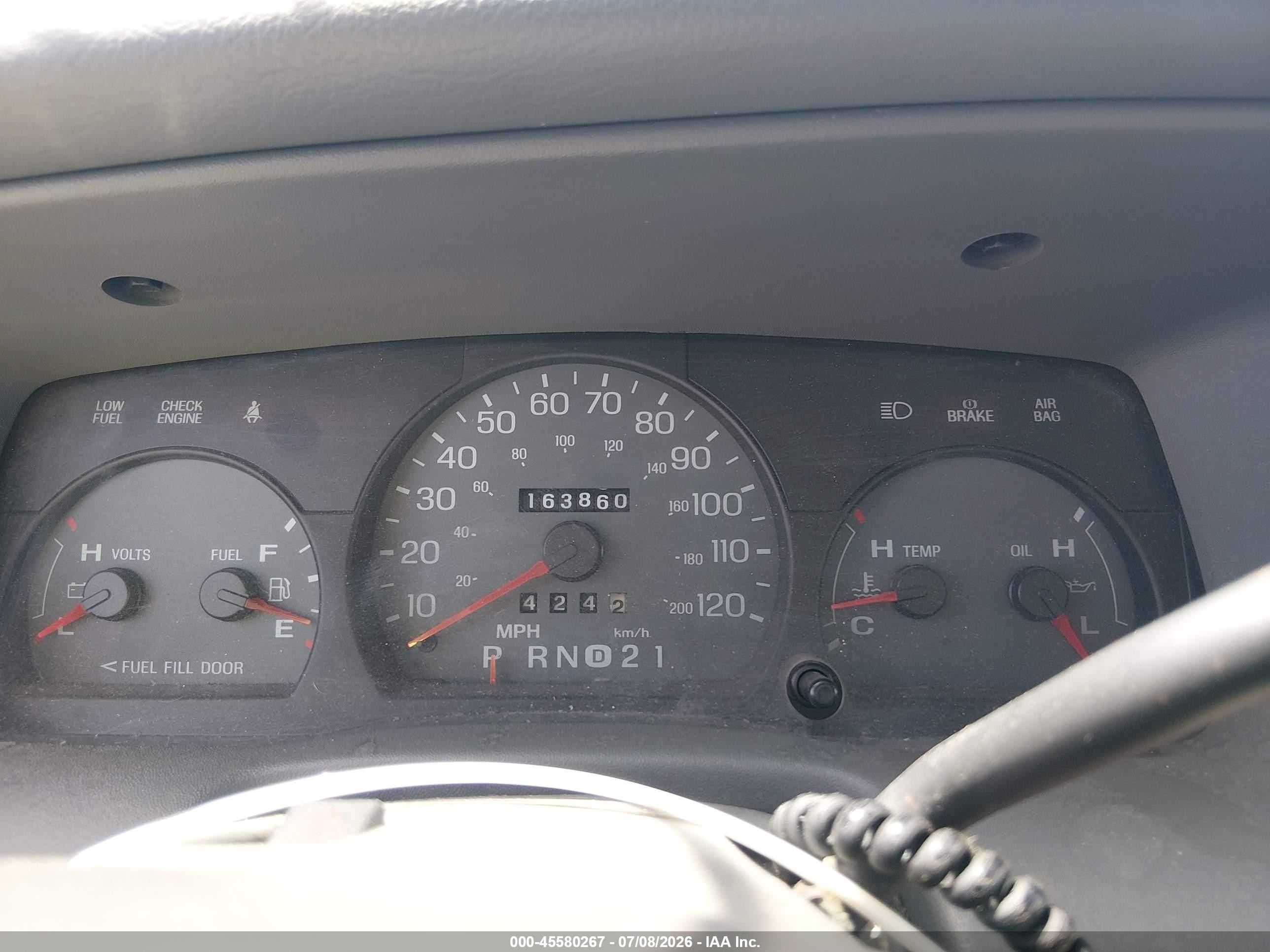 2003 Mercury Grand Marquis Gs Silver vin: 2MEFM74W63X650414