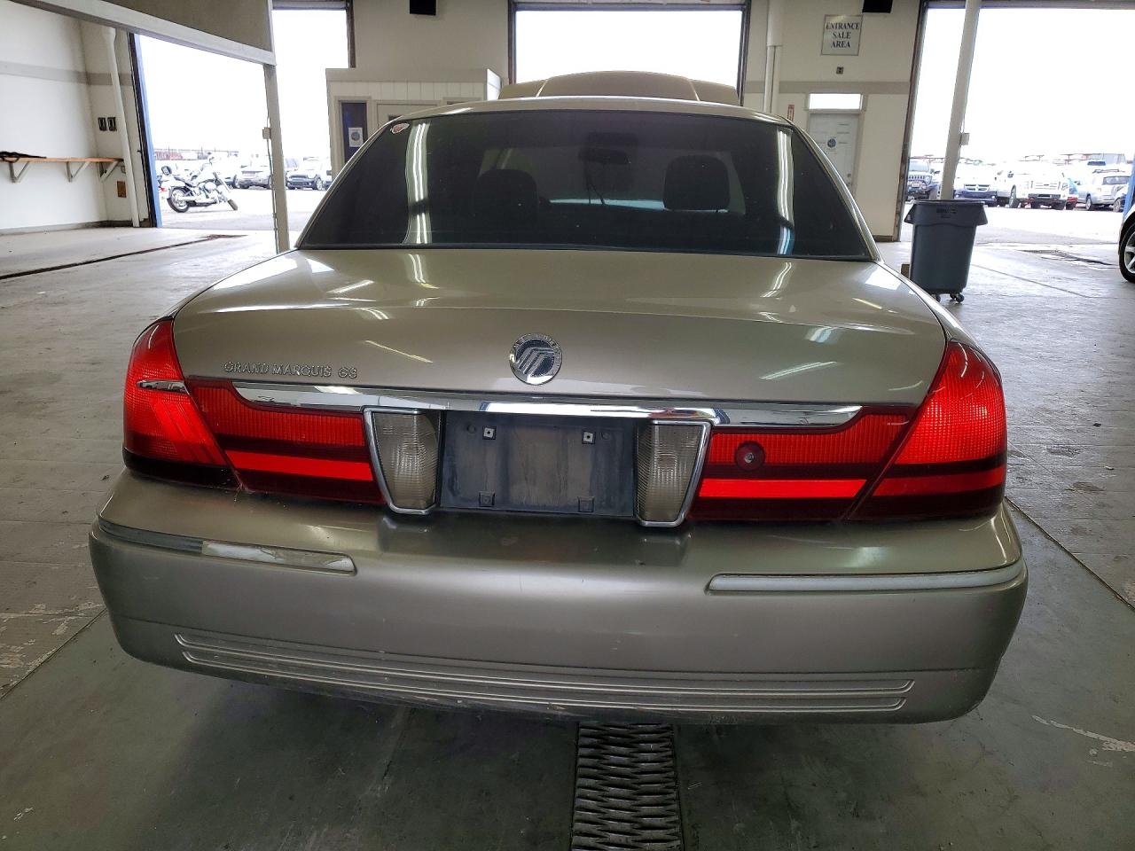2003 Mercury Grand Marquis Gs Tan vin: 2MEFM74W63X703449