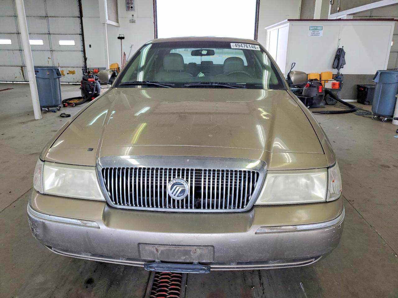 2003 Mercury Grand Marquis Gs Tan vin: 2MEFM74W63X703449