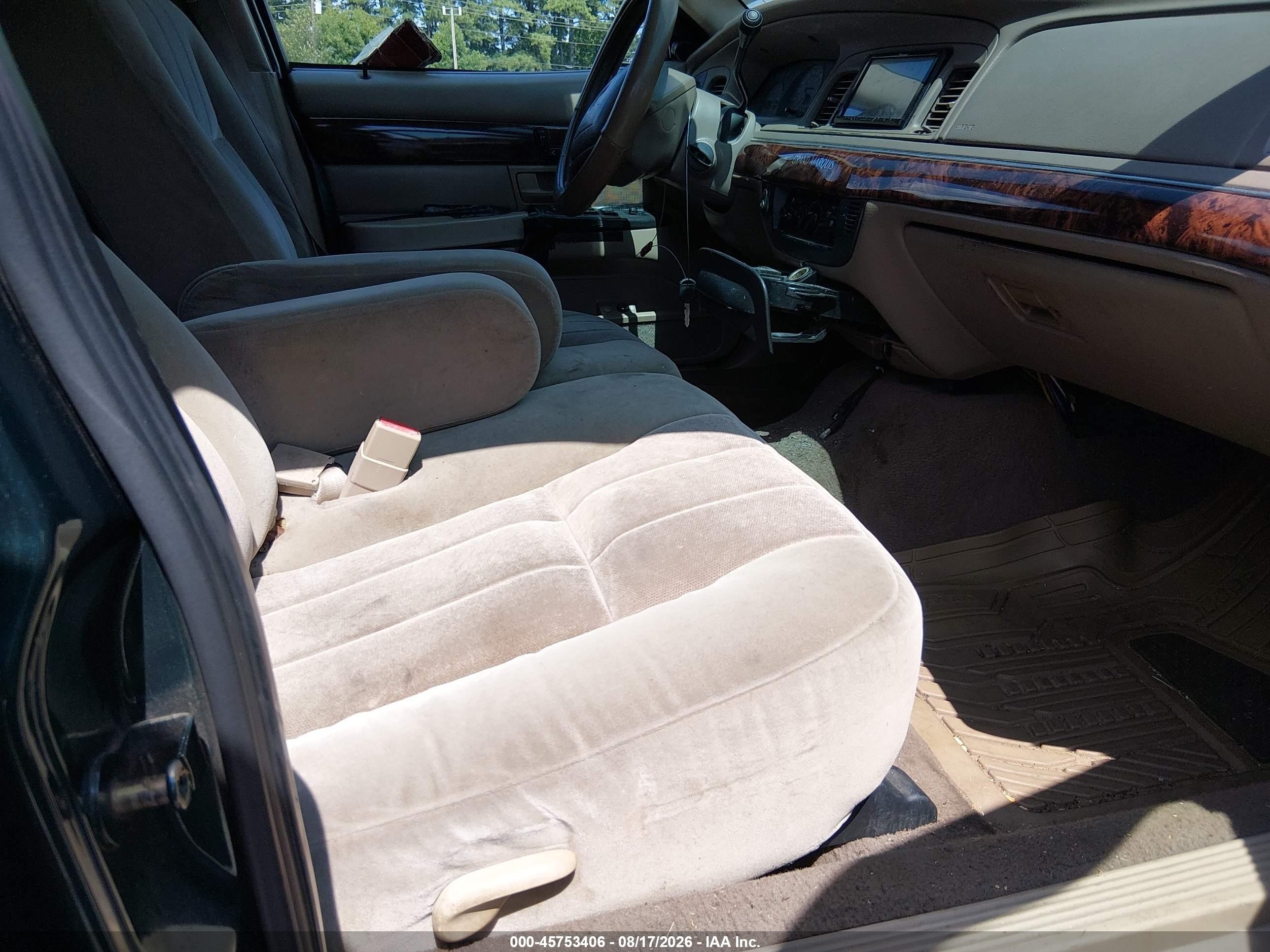 2004 Mercury Grand Marquis Gs Зеленый vin: 2MEFM74W64X677095