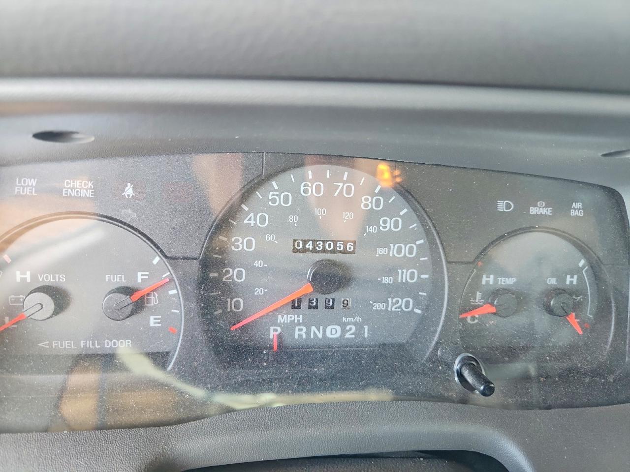 2004 Mercury Grand Marquis Gs Blue vin: 2MEFM74W64X679834