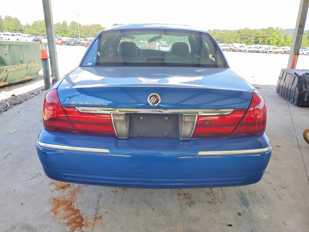 2005 Mercury Grand Marquis Gs Blue vin: 2MEFM74W65X608277