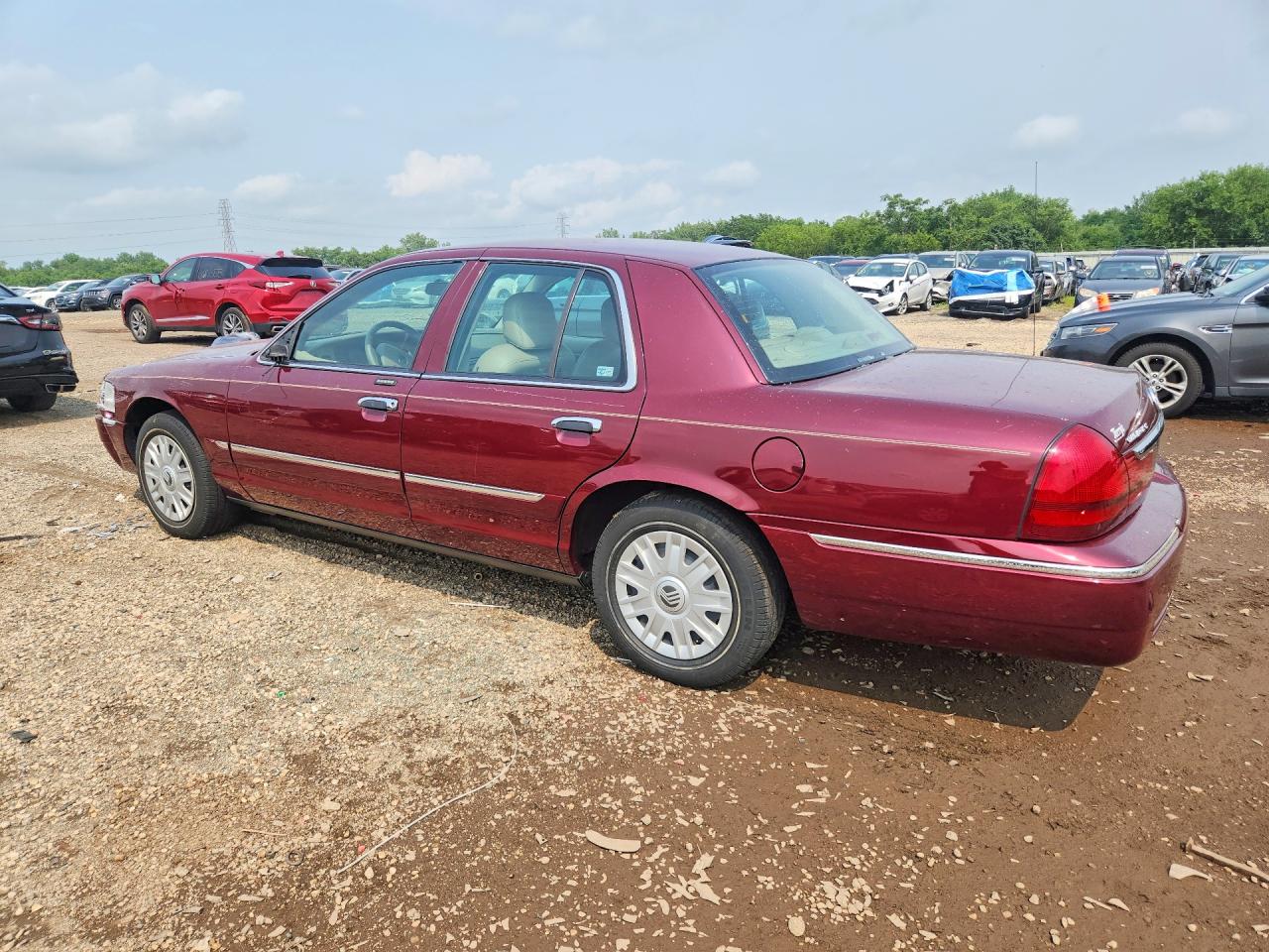 2005 Mercury Grand Marquis Gs Бордовый vin: 2MEFM74W65X634328