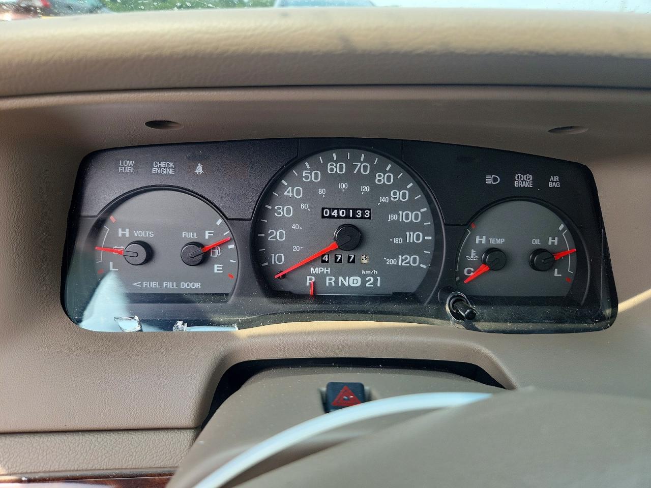2005 Mercury Grand Marquis Gs Бордовый vin: 2MEFM74W65X634328