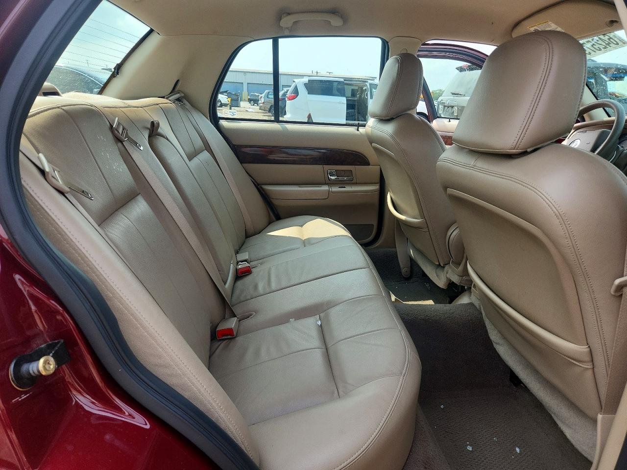 2005 Mercury Grand Marquis Gs Бордовый vin: 2MEFM74W65X634328