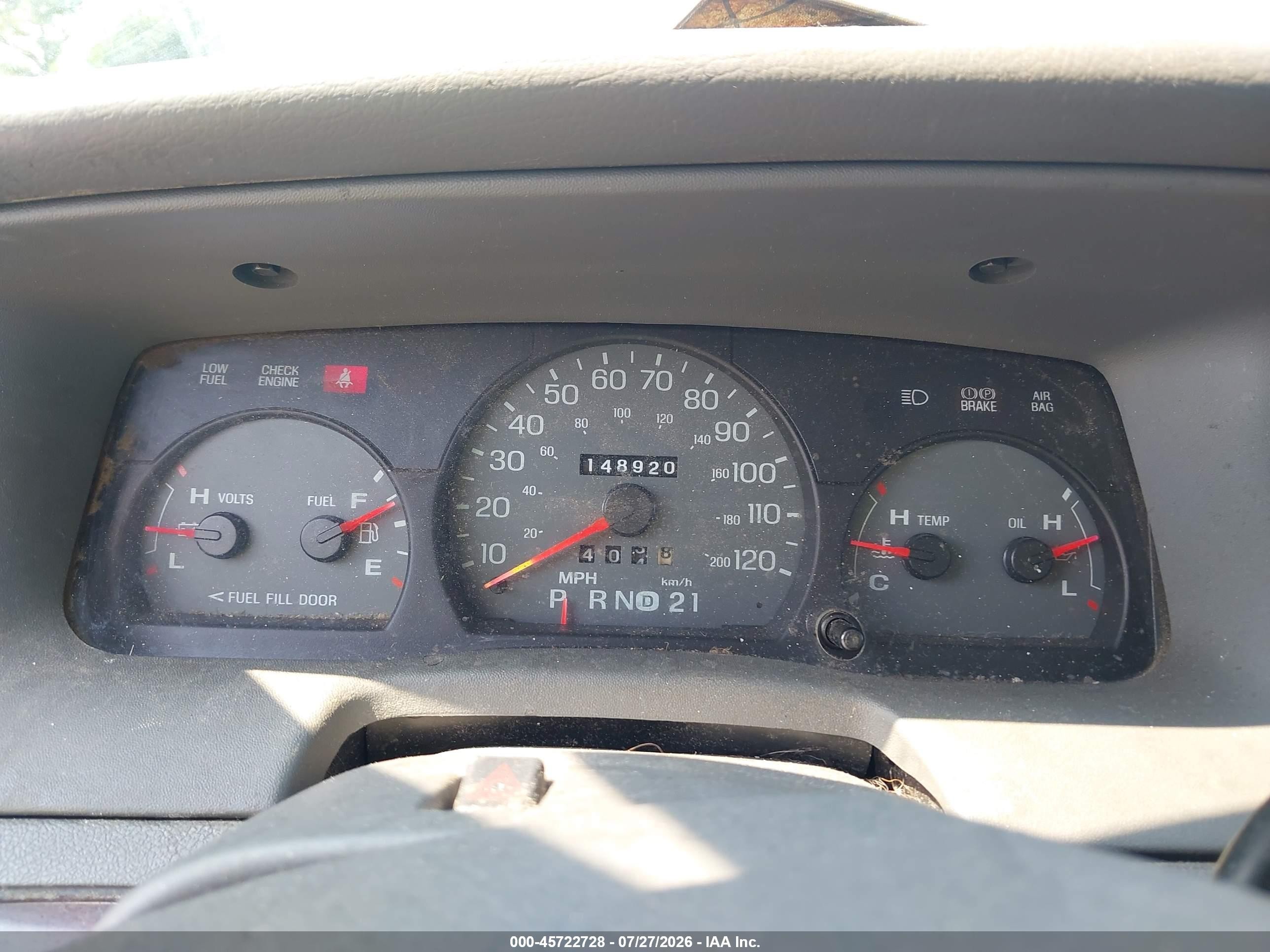 2005 Mercury Grand Marquis Gs Silver vin: 2MEFM74W65X673887