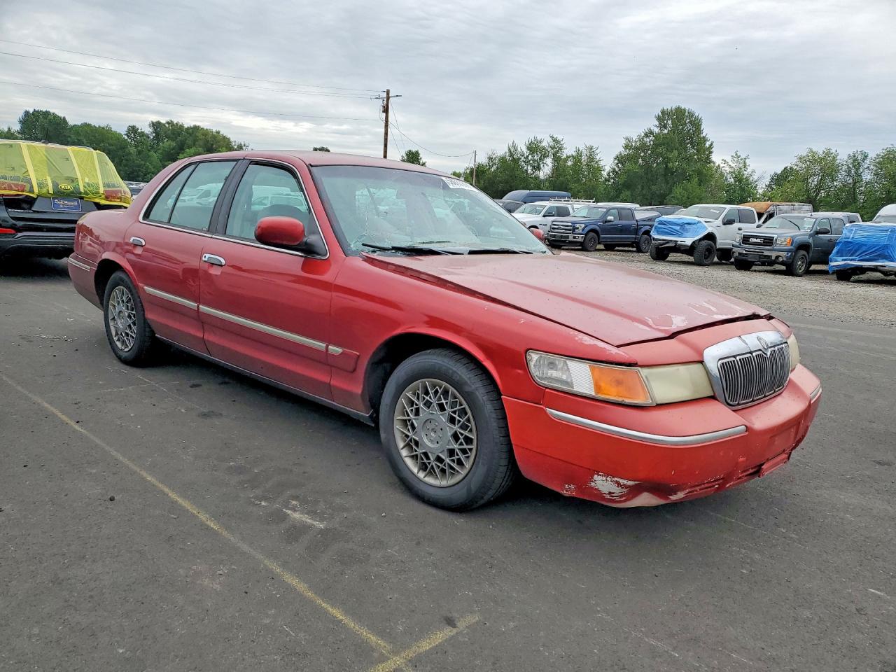 1998 Mercury Grand Marquis Gs Red vin: 2MEFM74W6WX671977