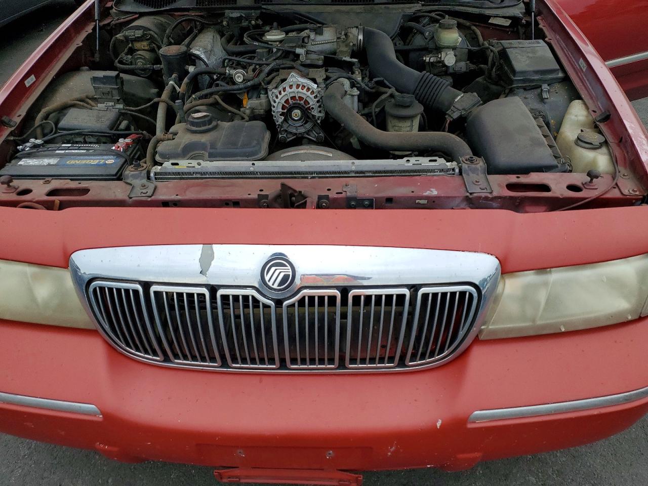 1998 Mercury Grand Marquis Gs Red vin: 2MEFM74W6WX671977