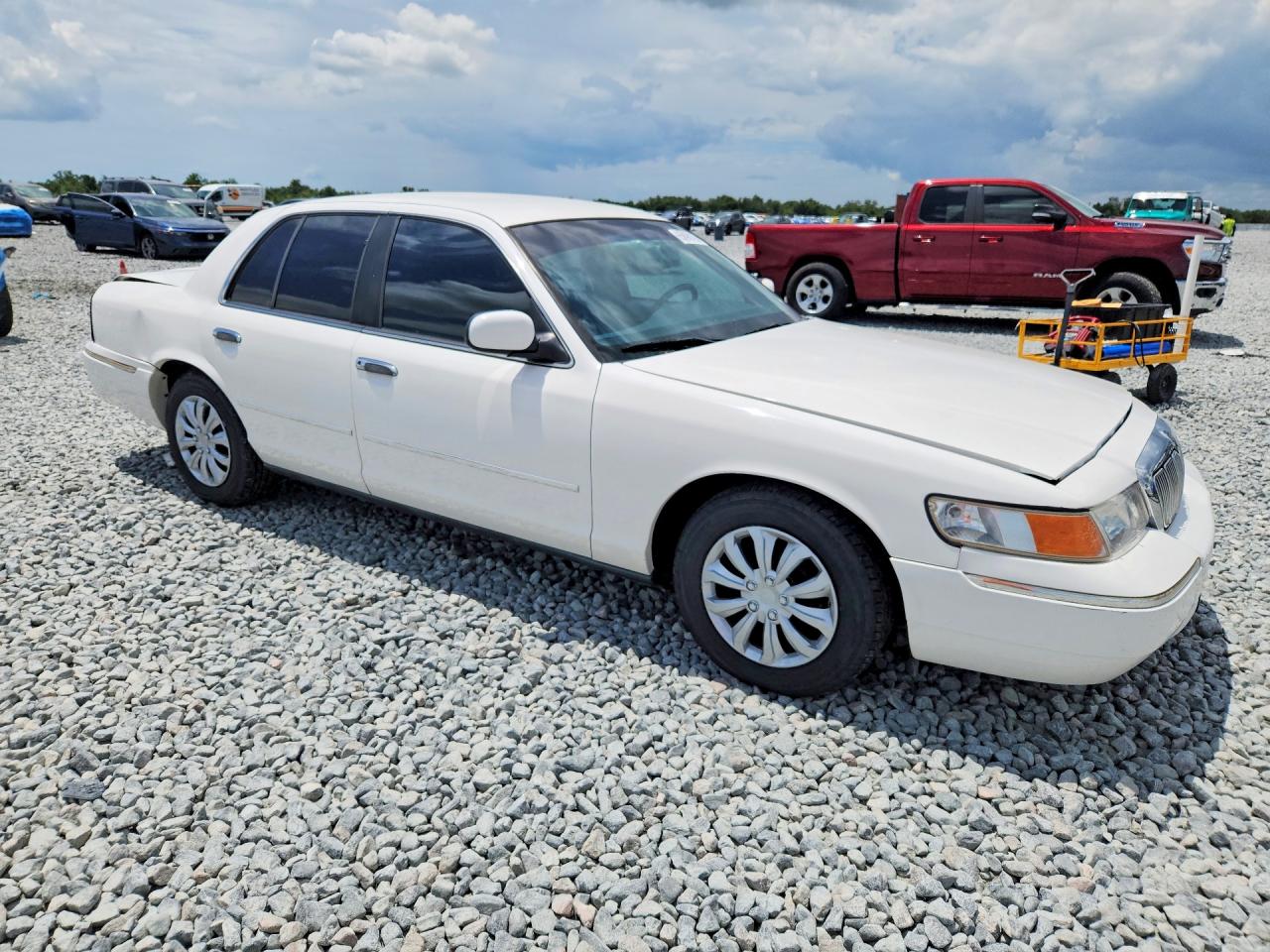 1999 Mercury Grand Marquis Gs White vin: 2MEFM74W6XX666649