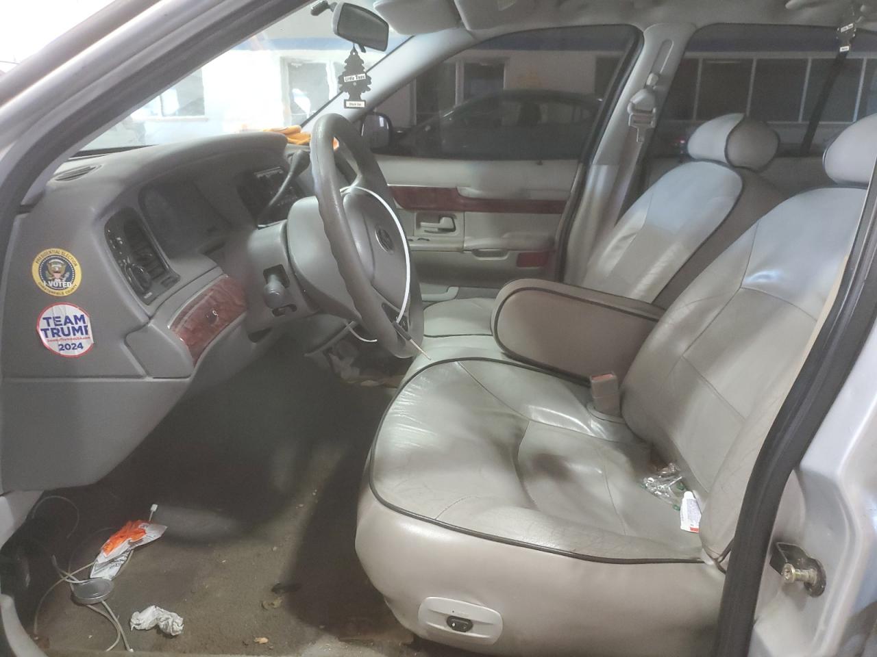 2001 Mercury Grand Marquis Gs Silver vin: 2MEFM74W71X681863