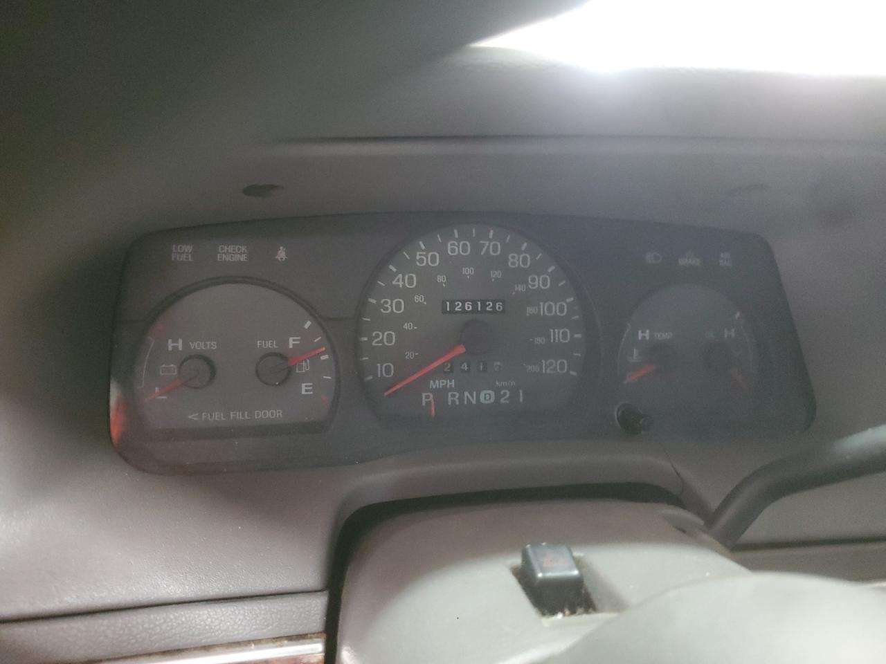 2001 Mercury Grand Marquis Gs Silver vin: 2MEFM74W71X681863