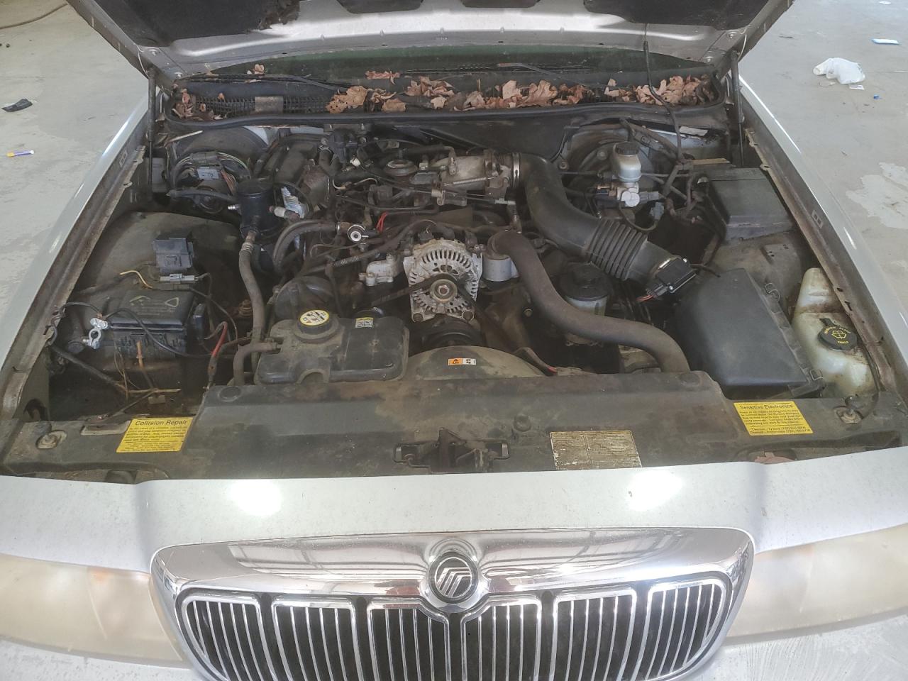 2001 Mercury Grand Marquis Gs Silver vin: 2MEFM74W71X681863
