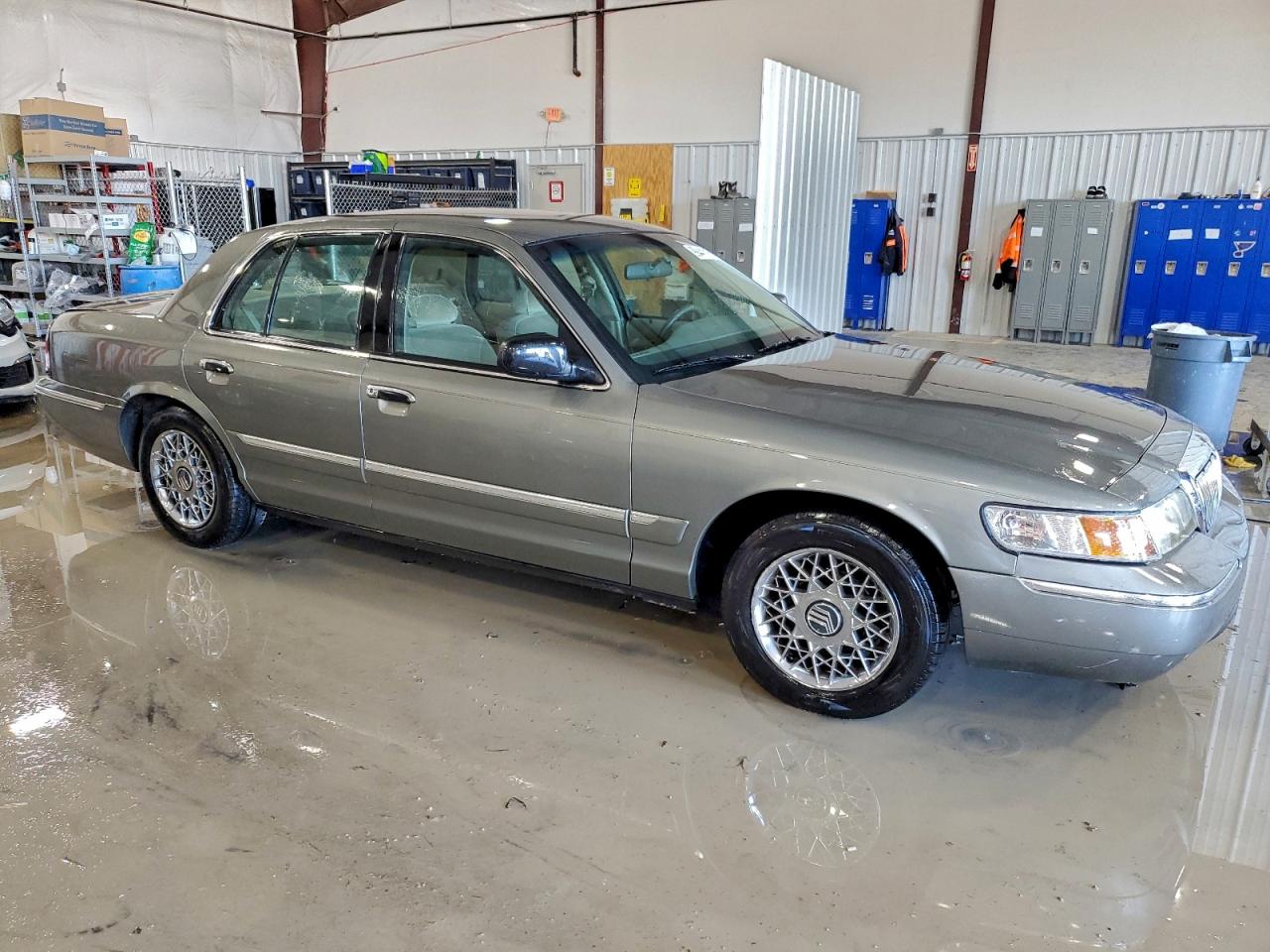 2002 Mercury Grand Marquis Gs Gray vin: 2MEFM74W72X655748