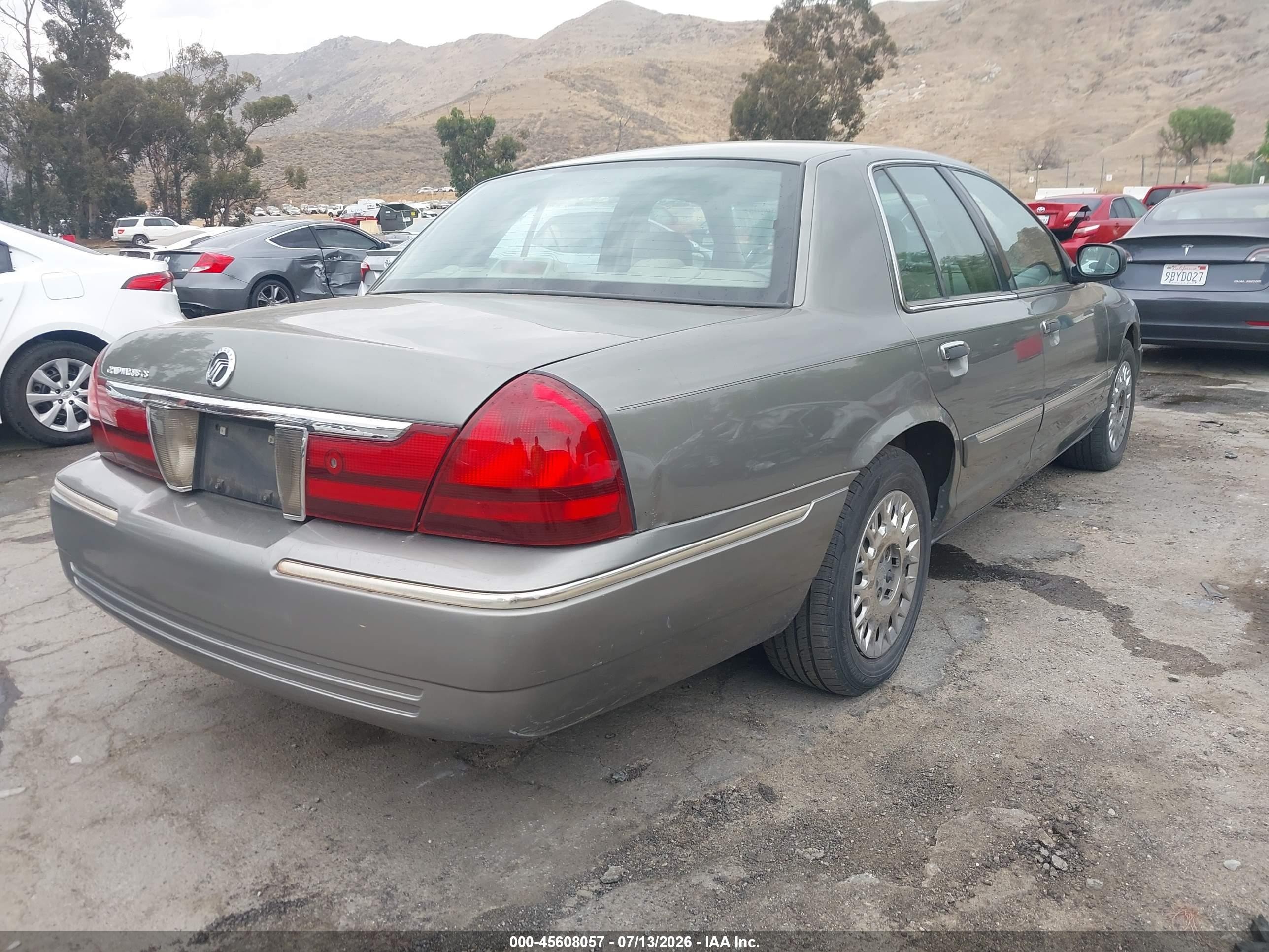 2003 Mercury Grand Marquis Gs Gray vin: 2MEFM74W73X662023
