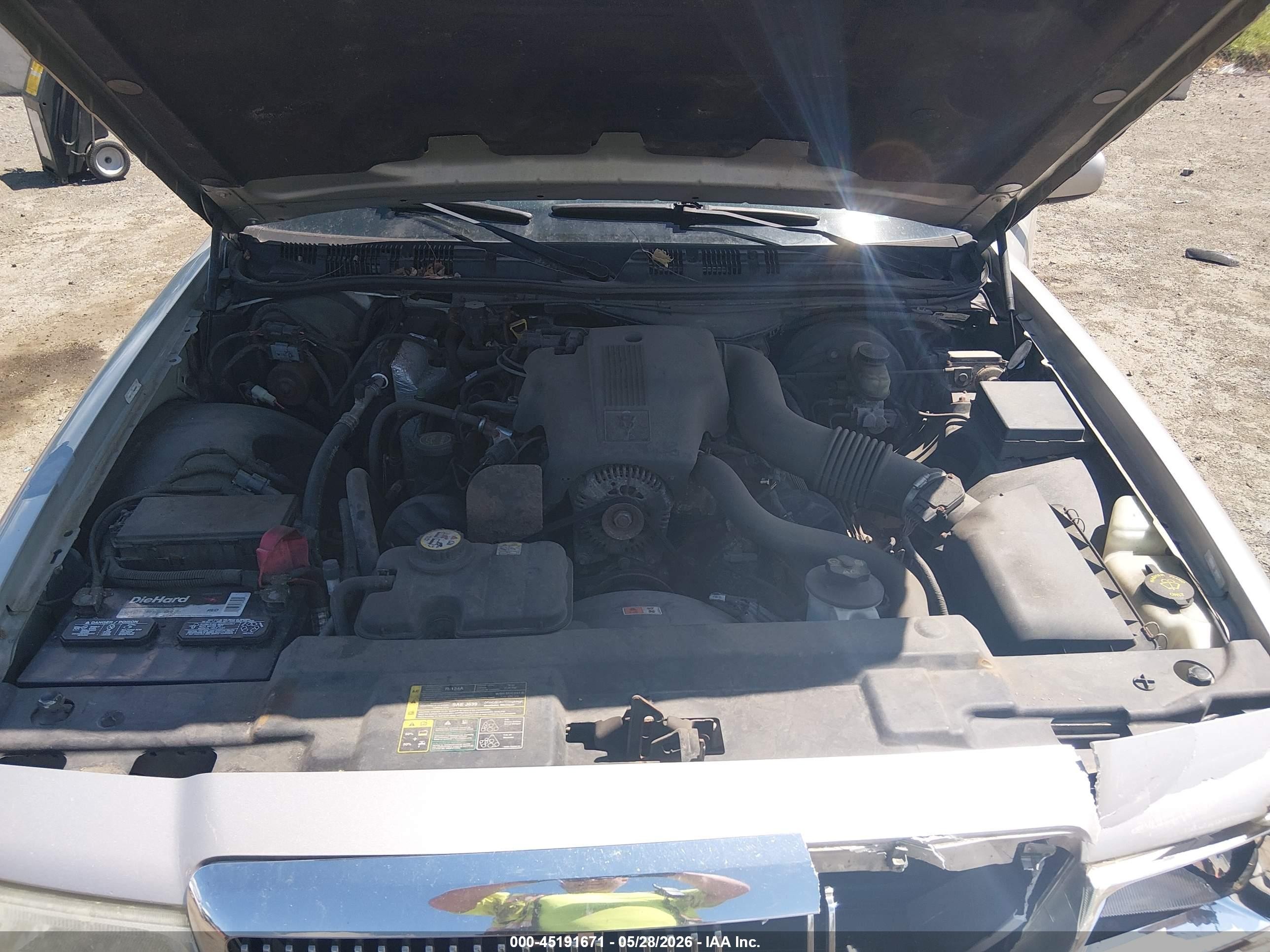 2003 Mercury Grand Marquis Gs Silver vin: 2MEFM74W73X700219