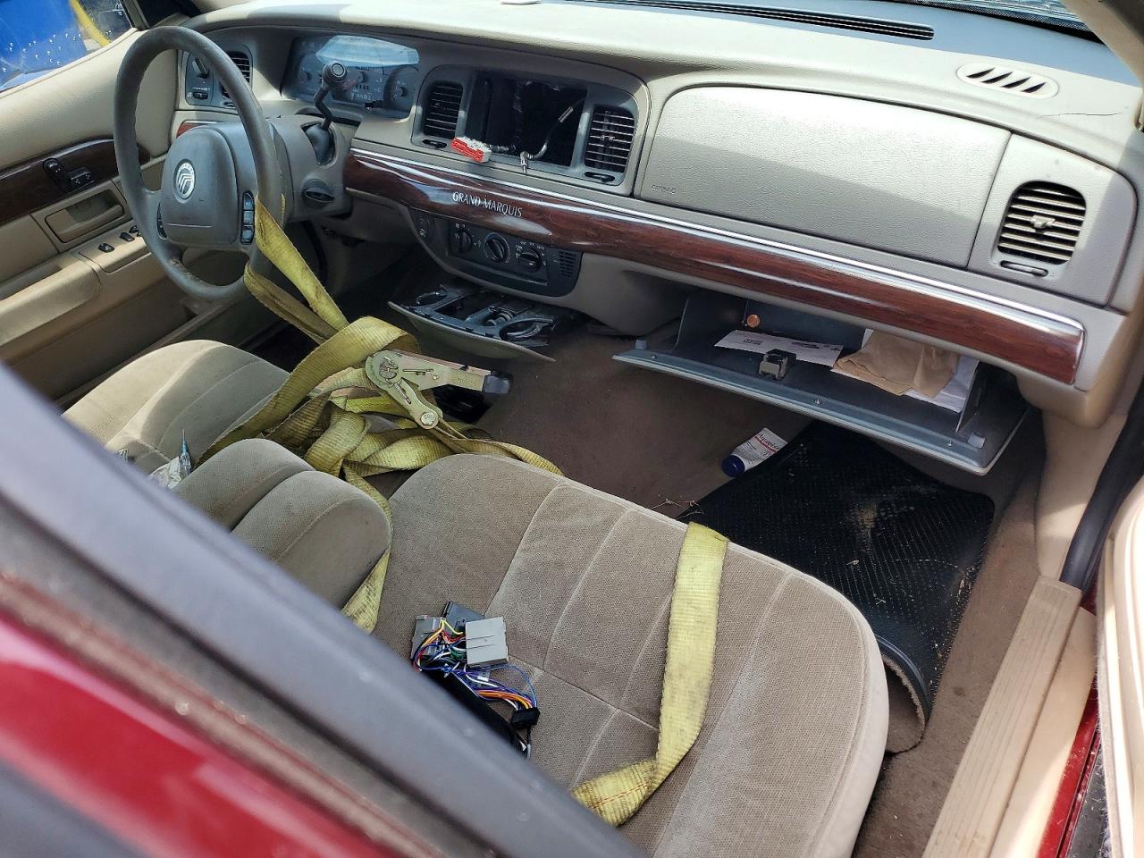 2004 Mercury Grand Marquis Gs Burgundy vin: 2MEFM74W74X604379