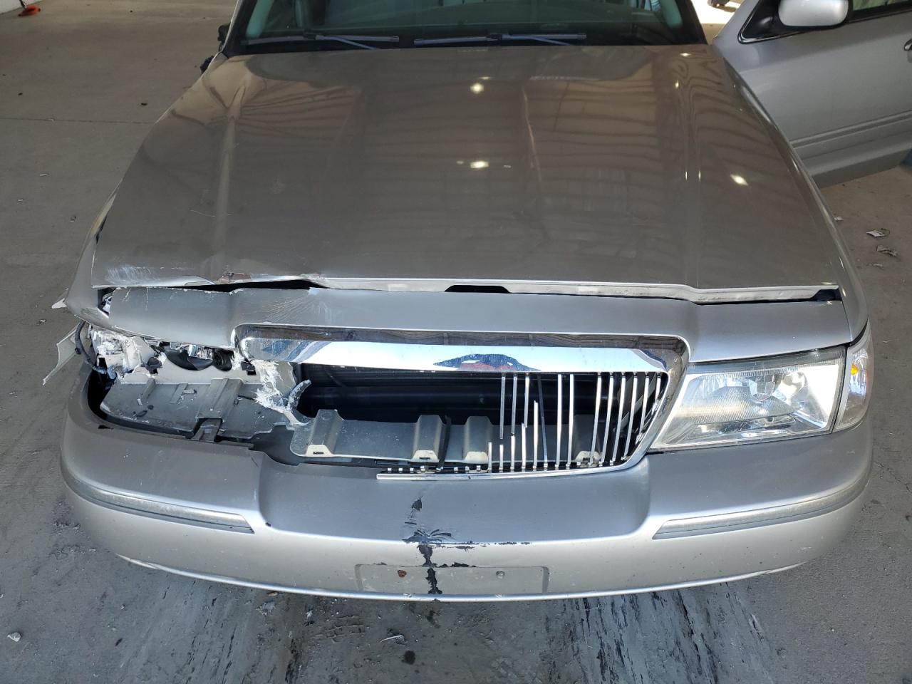 2004 Mercury Grand Marquis Gs Gray vin: 2MEFM74W74X623434