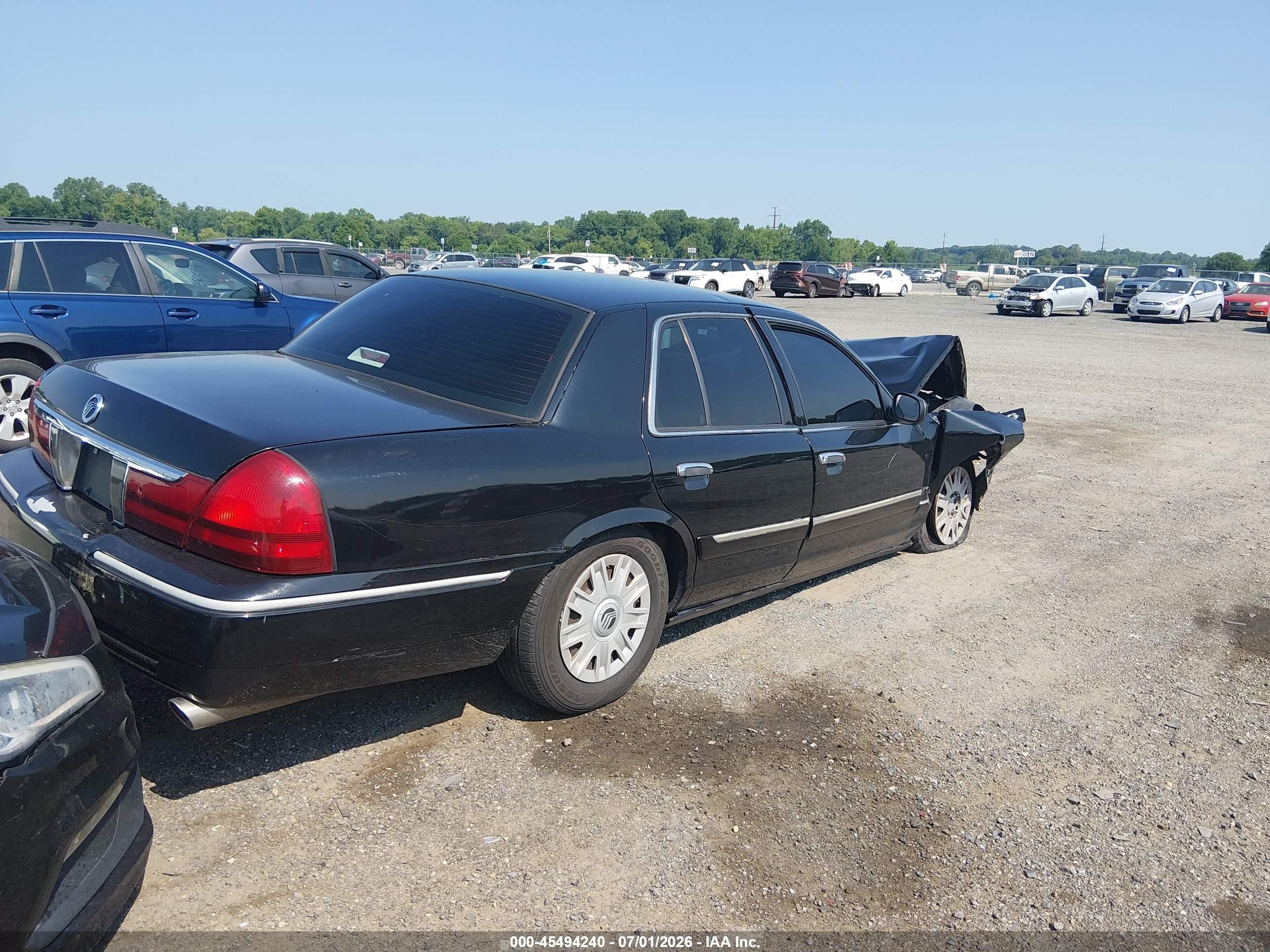 2004 Mercury Grand Marquis Gs Black vin: 2MEFM74W74X665652