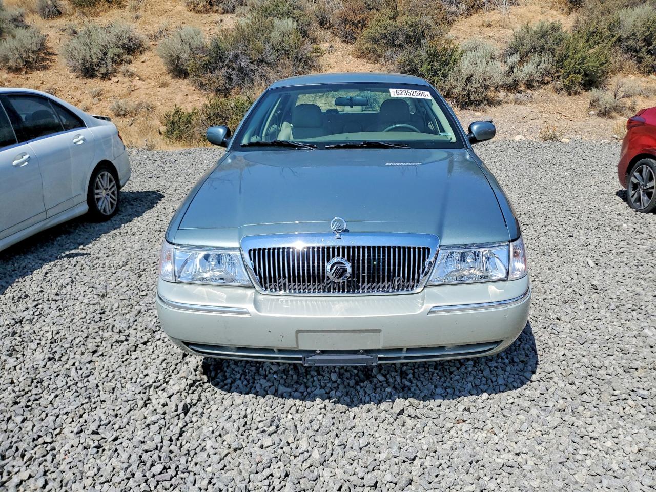 2005 Mercury Grand Marquis Gs Green vin: 2MEFM74W75X609874